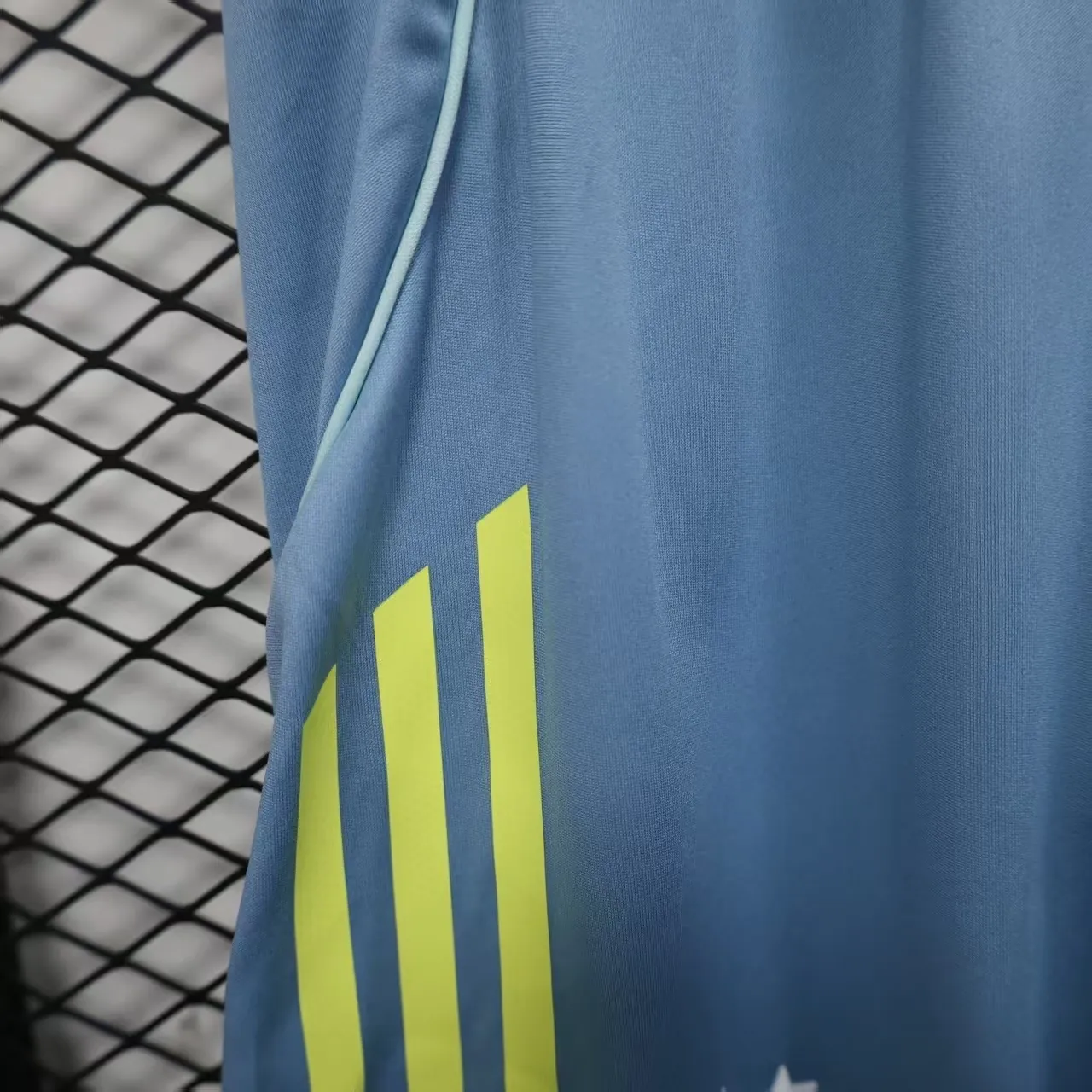 25-26 Juventus Away Player Version Shorts Football Trousers Sino AAAAJersey Supply Yupoo 3