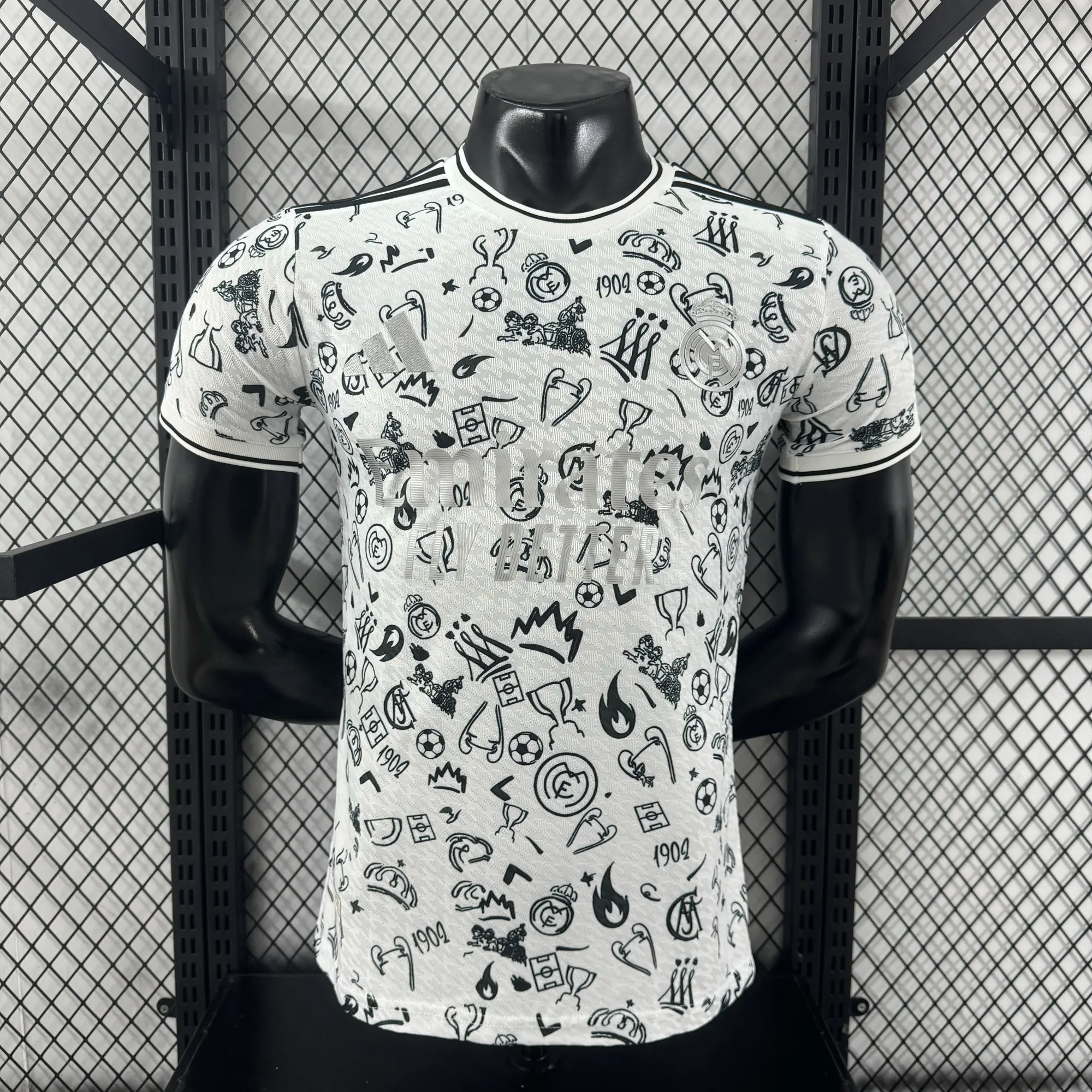 25-26 Real Madrid White Silver Special Edition Kit Player Version Soccer AAAAJersey Supplier Yu 8