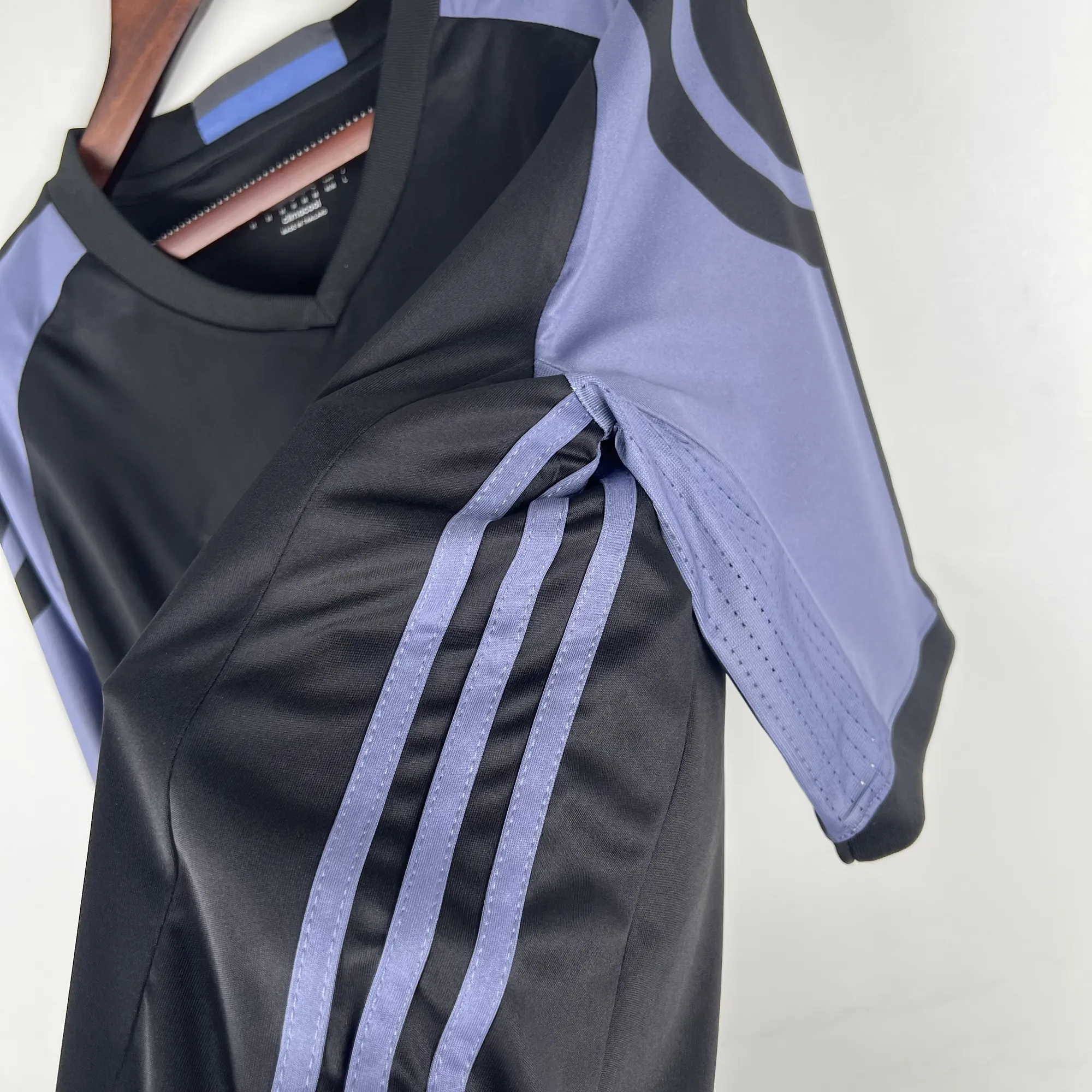 16-17 Retro Real Madrid Third Away S-XXL 3