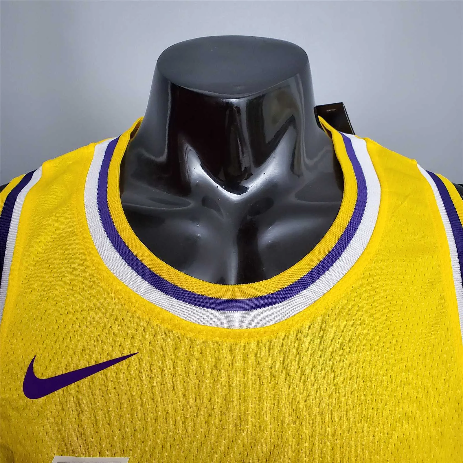 KUZMA #0 Lakers Round neck yellow 6