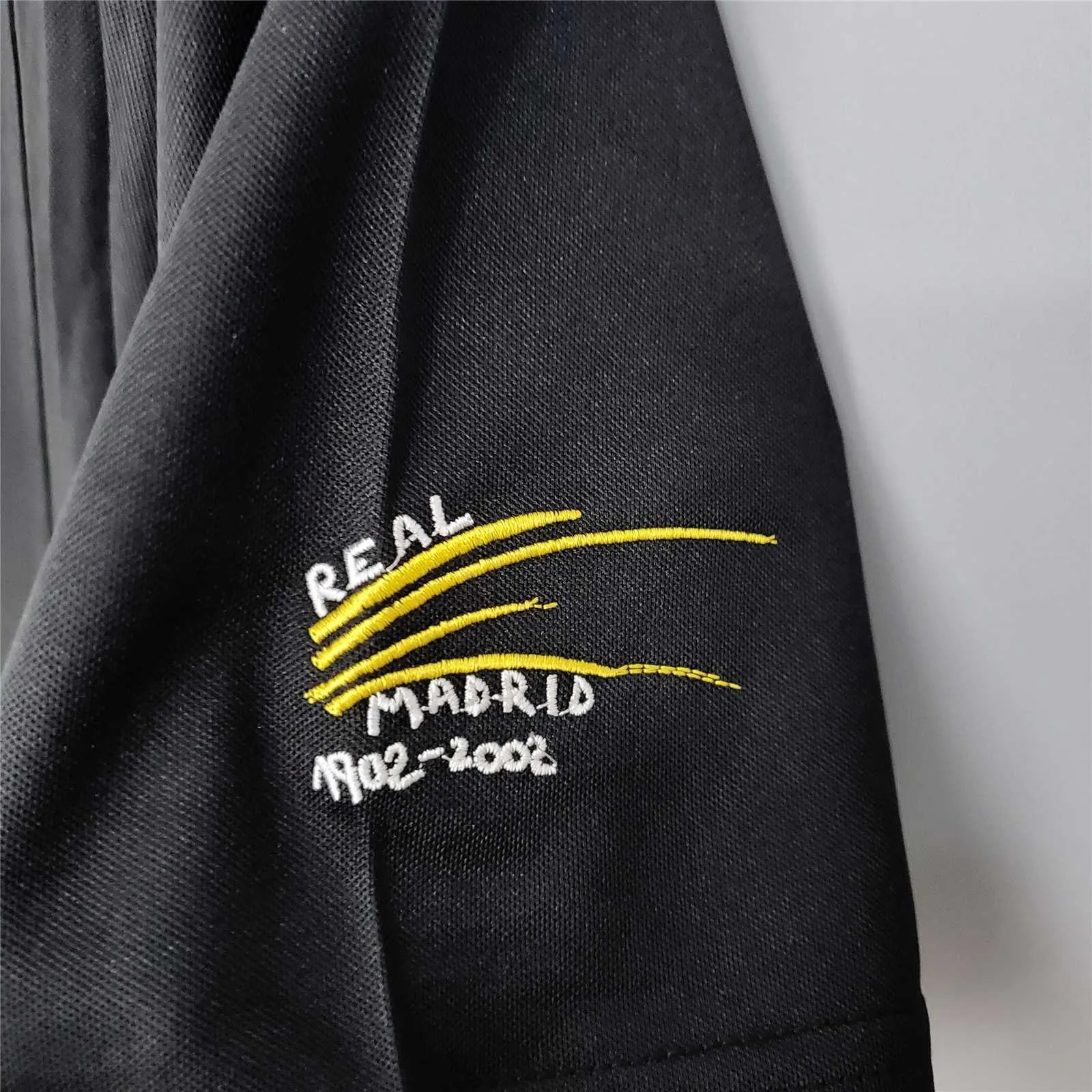 02-03 Real Madrid away Champions League 3