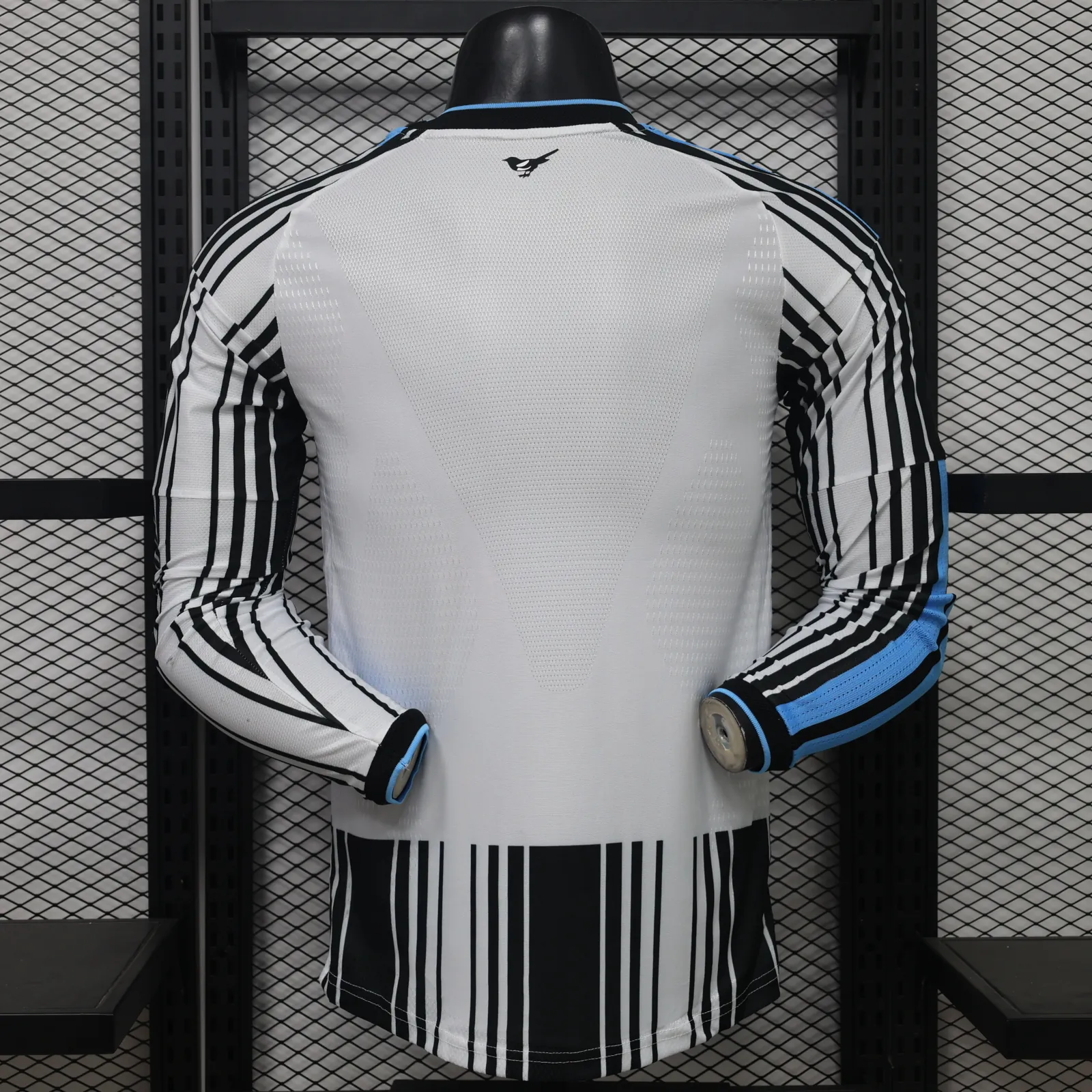 26-27 Newcastle United Home Kit Player Version Football Long Sleeve Shirt AAAAJersey Supply Yupoo 9 8