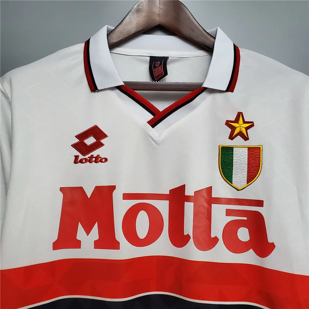 93-94 AC Milan away 9