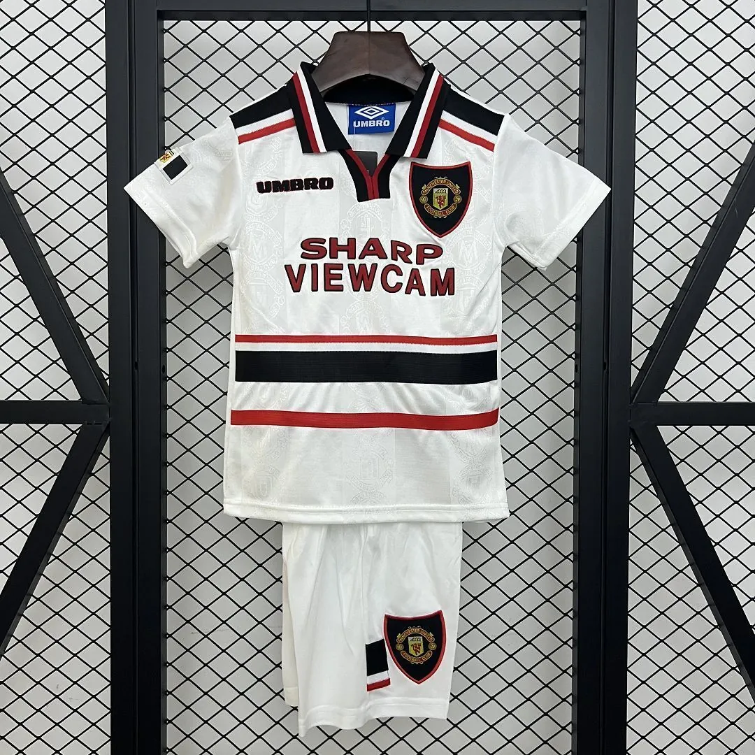 97-98 Manchester United Away Retro Kid Kits Youth Apparels Soccer AAAAJersey Yupoo 7
