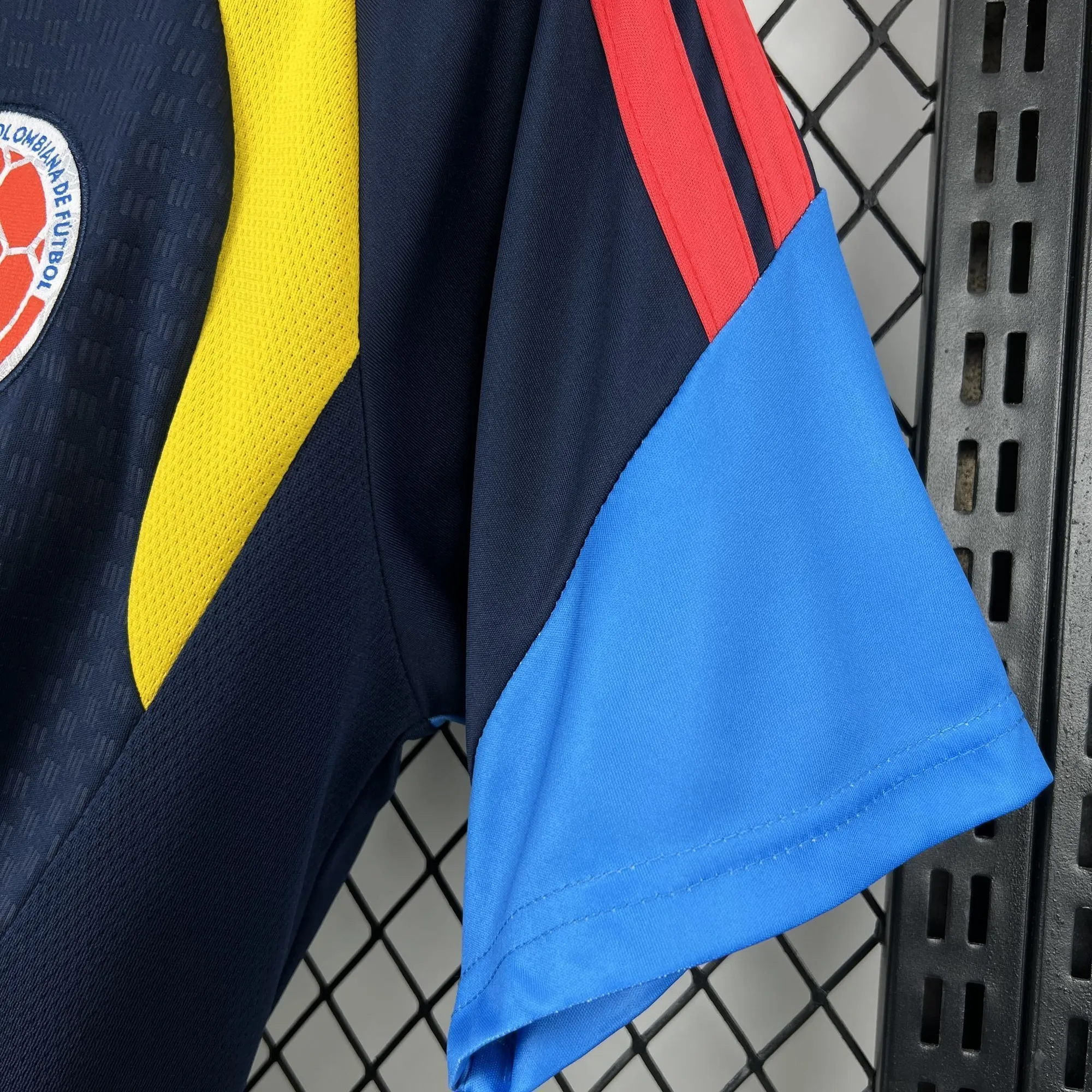2026 Colombia Mens Pre-Match Kit World Cup T-Shirt Football AAAAJersey Supply Yupoo 5