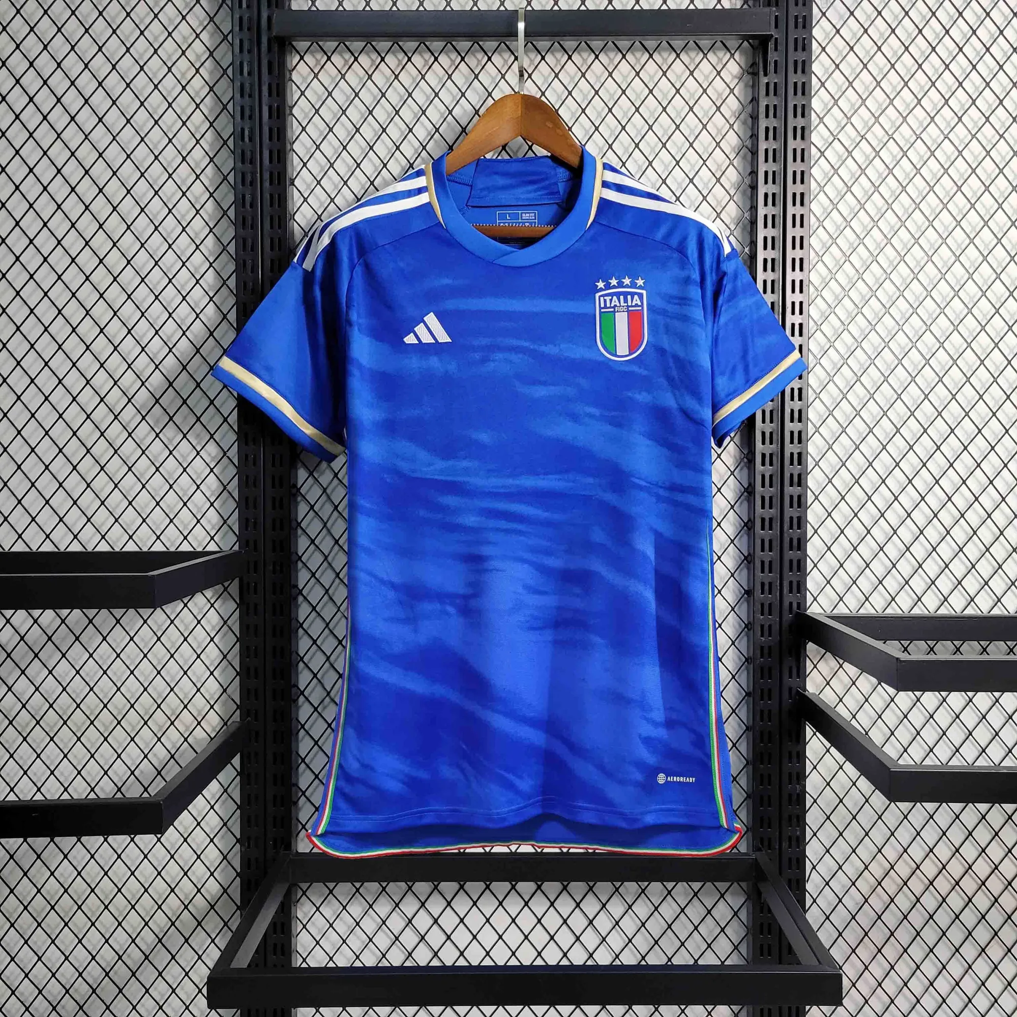 2023 Italy home 10