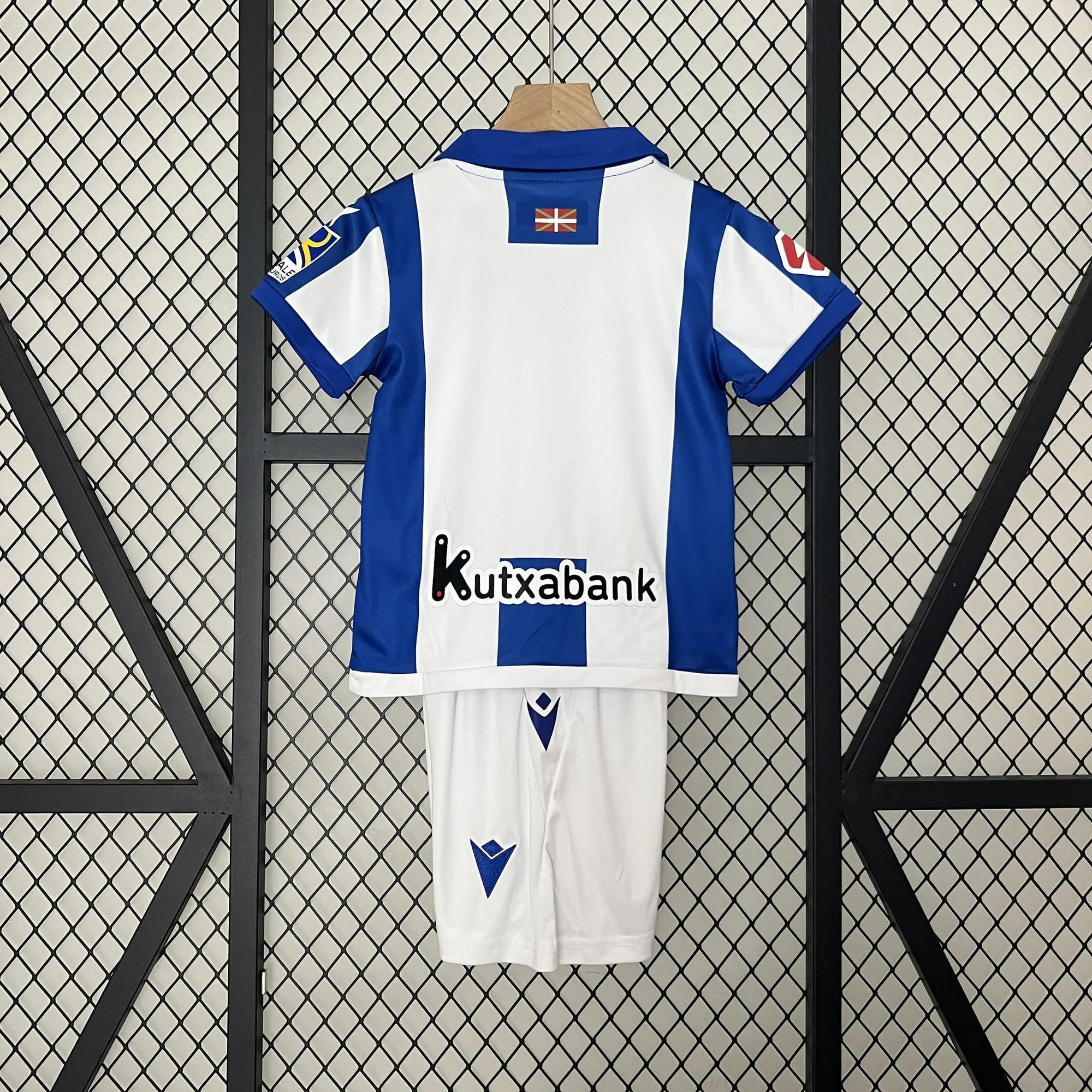 24-25 Real Sociedad Home Kid Kits Youth Apparels Sport AAAAJersey Yupoo 4