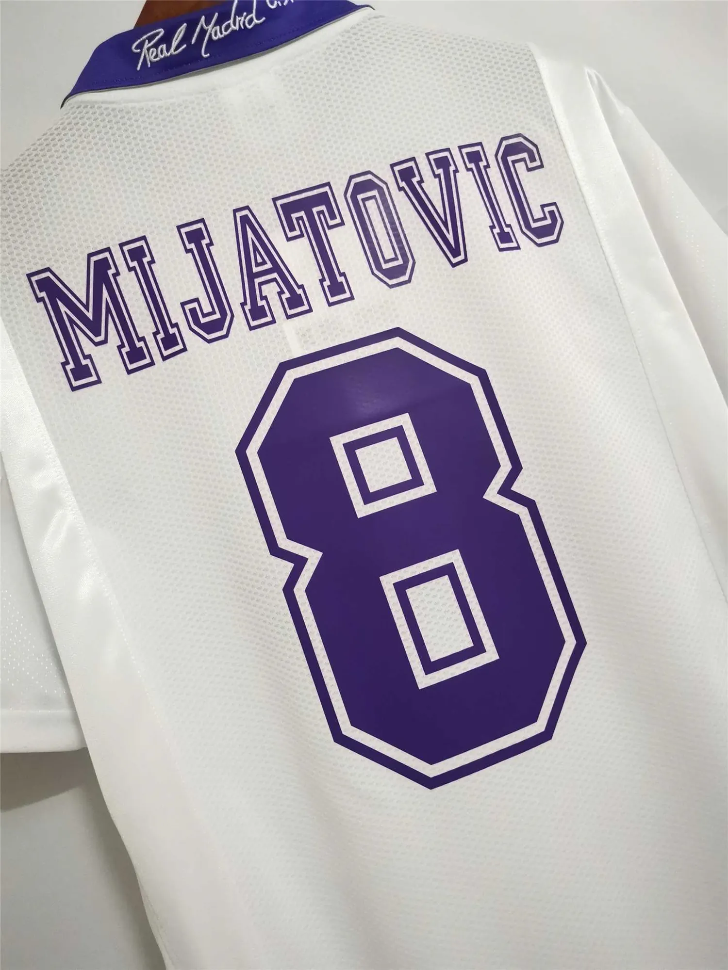 97-98 Real Madrid home champions league white champions 1