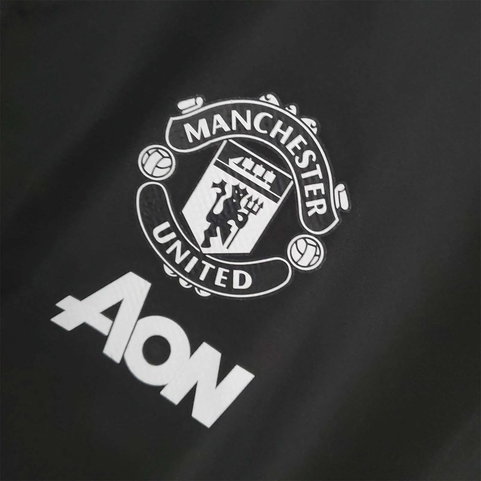21-22 Manchester United Black Windbreaker 3
