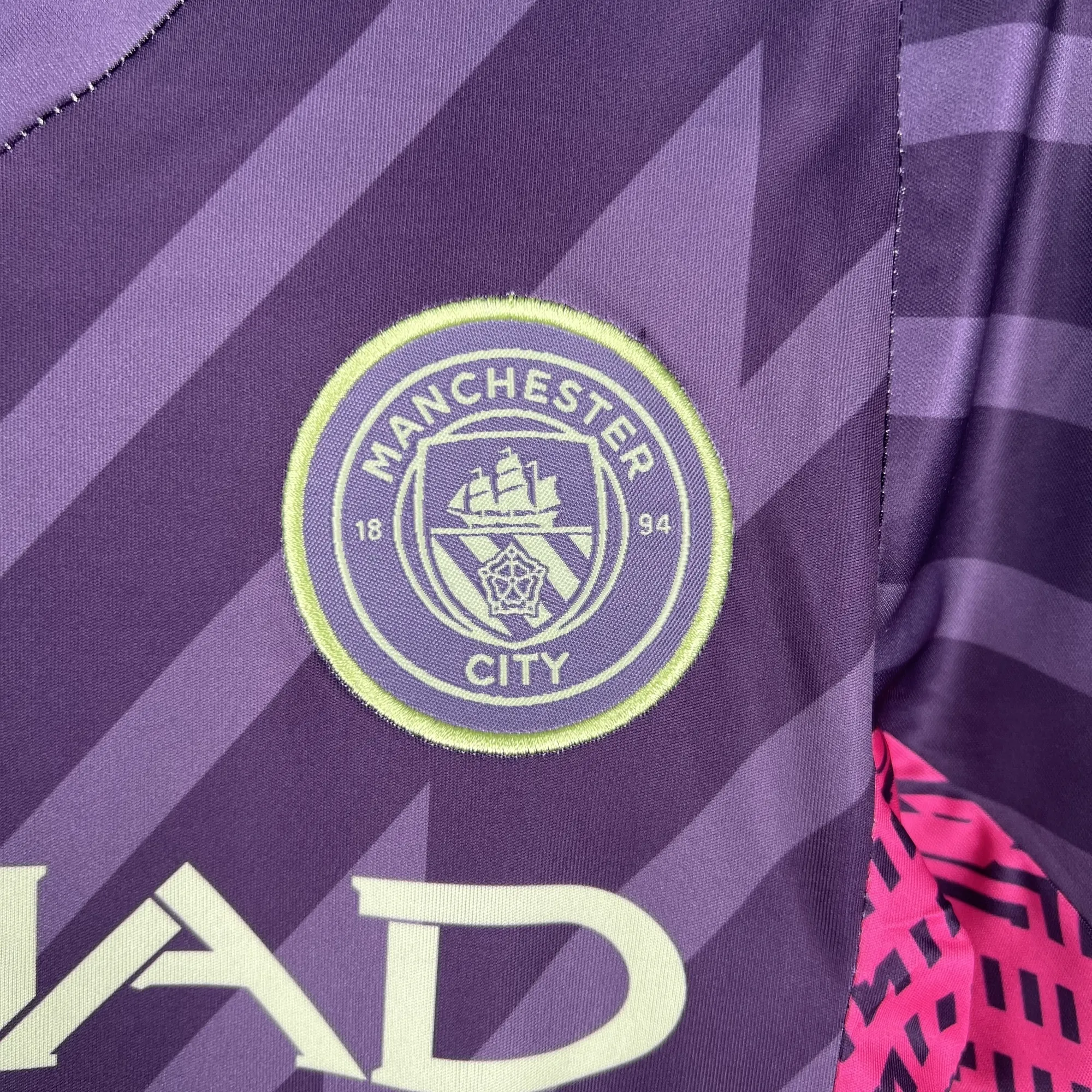 23-24 Kids Goalkeeper Manchester City Size 16-28 1