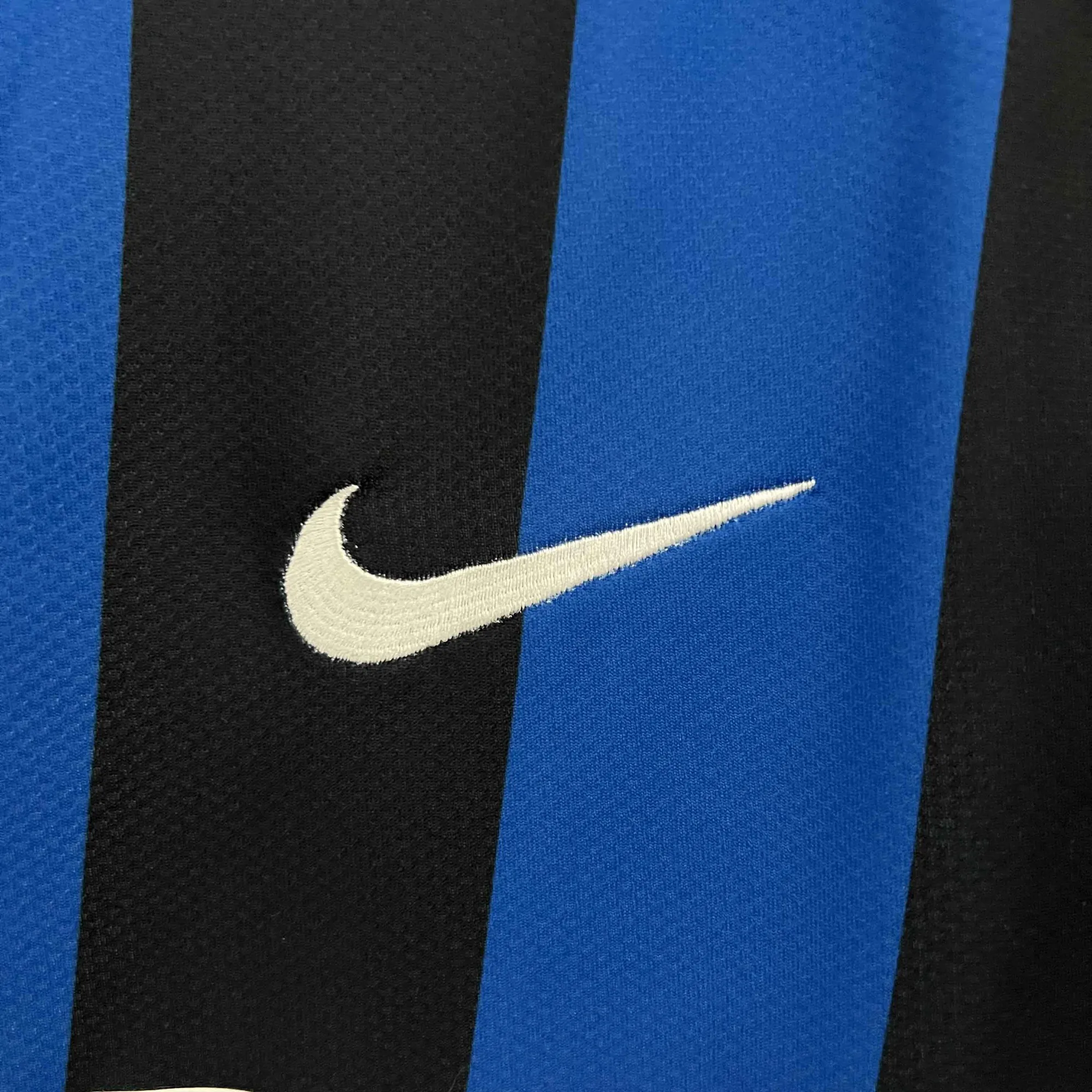 09-10 Retro Inter Milan Home S-XXL Best Soccer Jersey 3