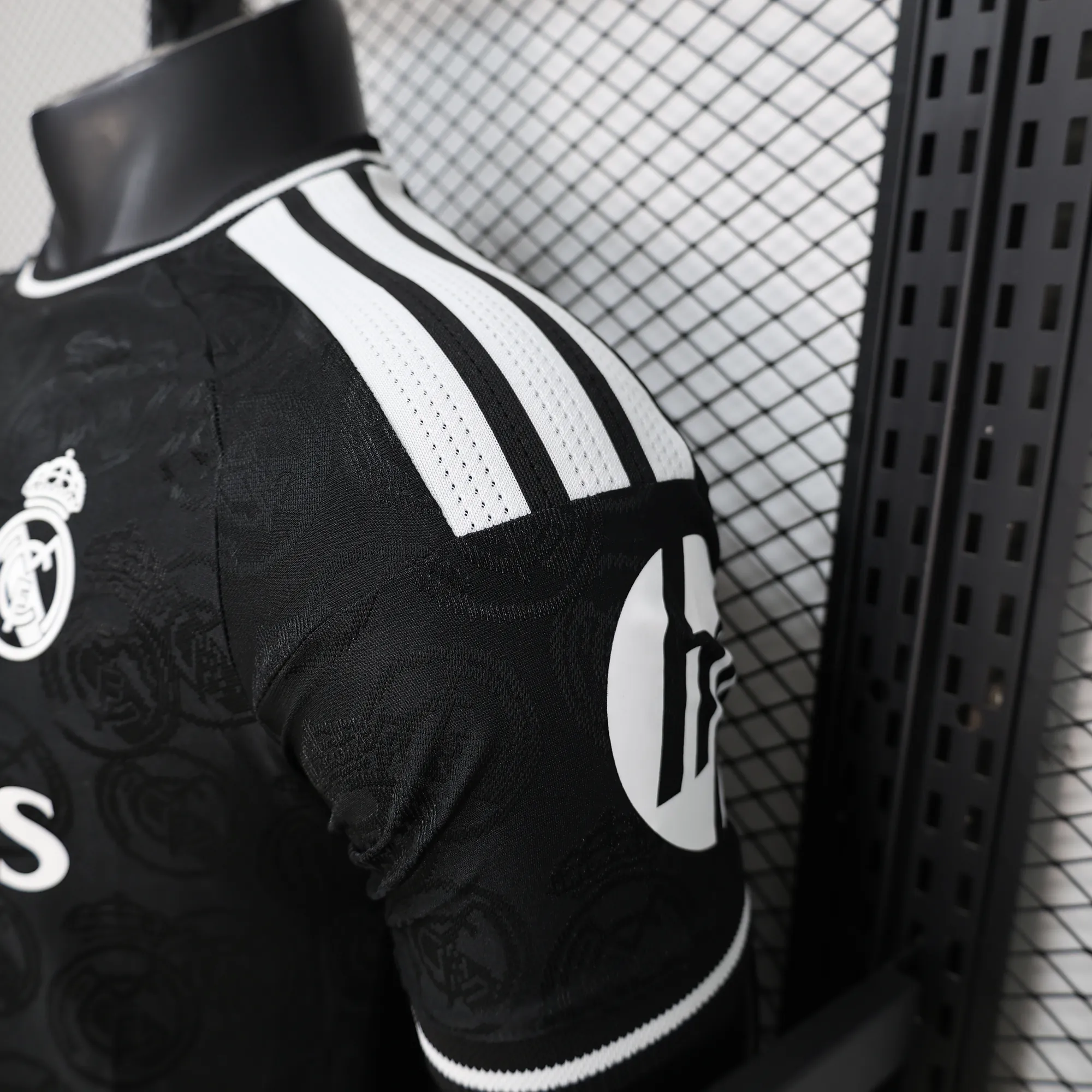 2026-27 Real Madrid Special Edition Football Shirt Player Edition AAAA Jersey Drop ship Yupoo 6