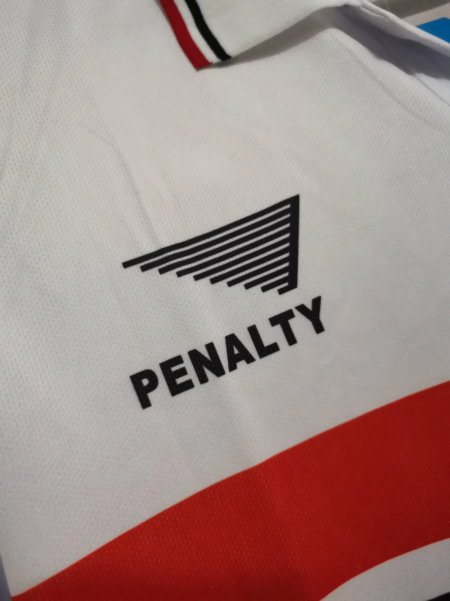 93-94 Sao Paulo home white 4