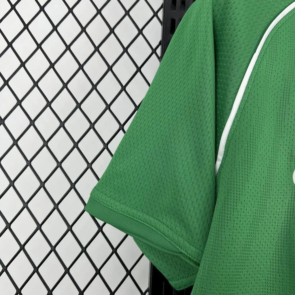 07-08 Manchester United Retro Green Goalkeeper Kit Vintage Shirt AAAAJersey Supply Yupoo 4