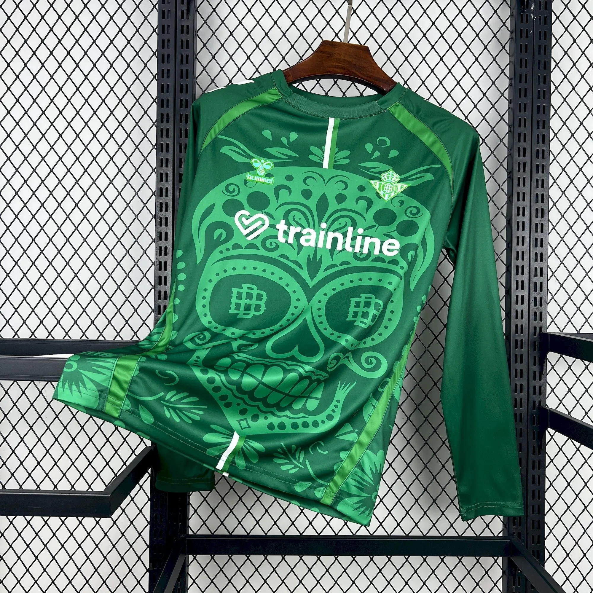 25-26 Real Betis Pre-Match Long Sleeve Football T-Shirt AAAAJersey Supply Yupoo 6