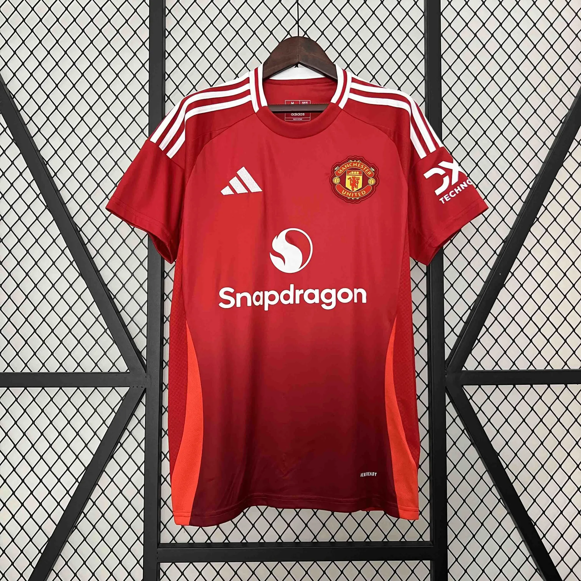 24-25 Manchester United Home Kit Soccer Uniform AAAAJersey Dropshiping Yupoo 7