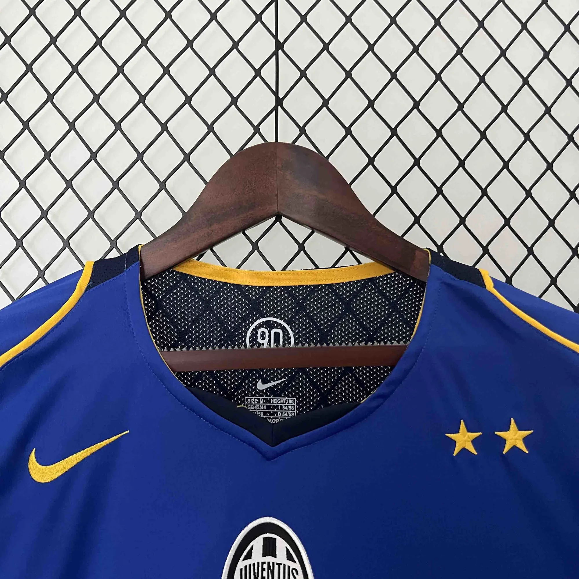 04-05 Juventus Away Retro Kit Jersey Supplier Yupoo S-2XL 1