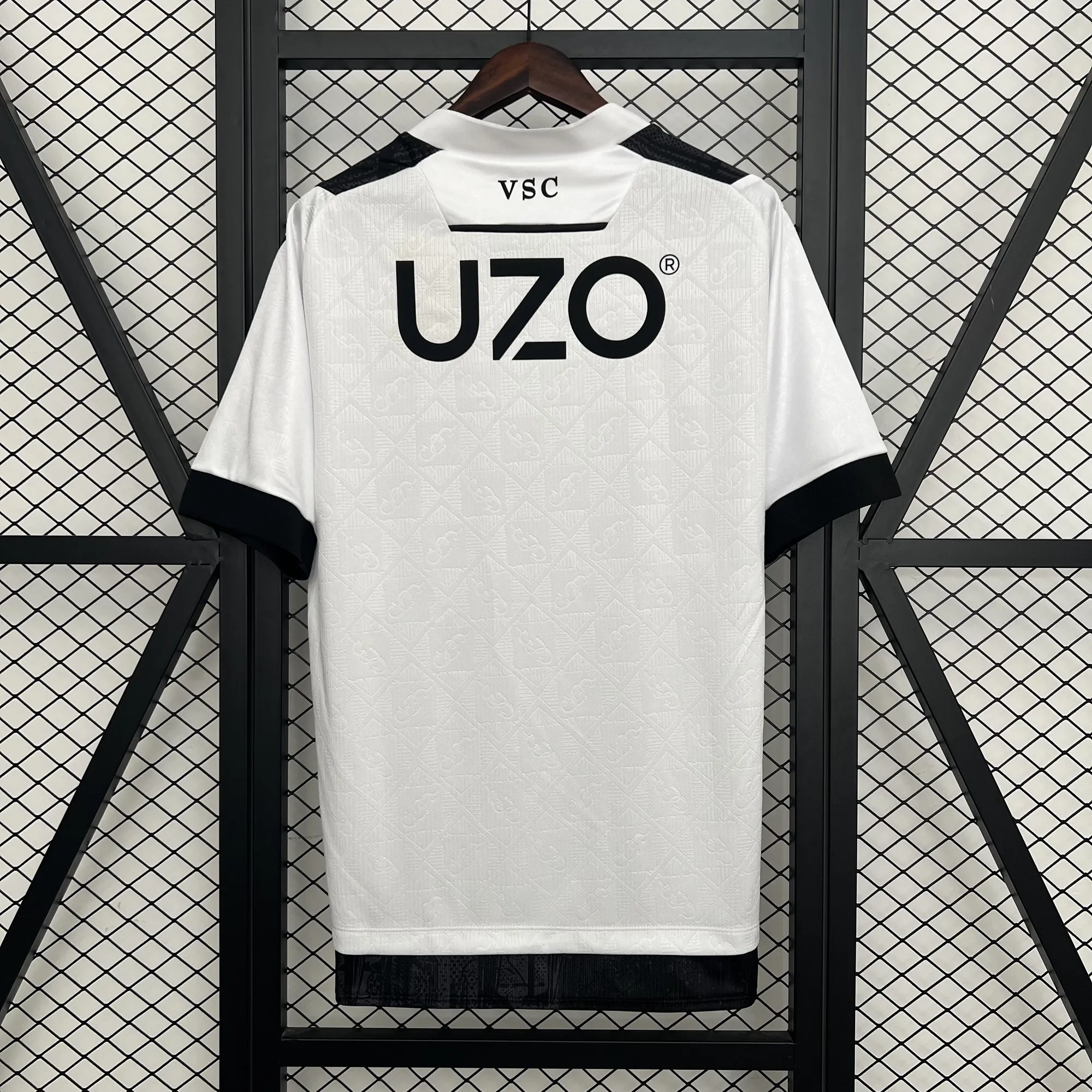 25-26 Vitória De Guimares Home Kit Shirt Soccer Uniforms Football AAAAJersey Dropship Yupoo 1