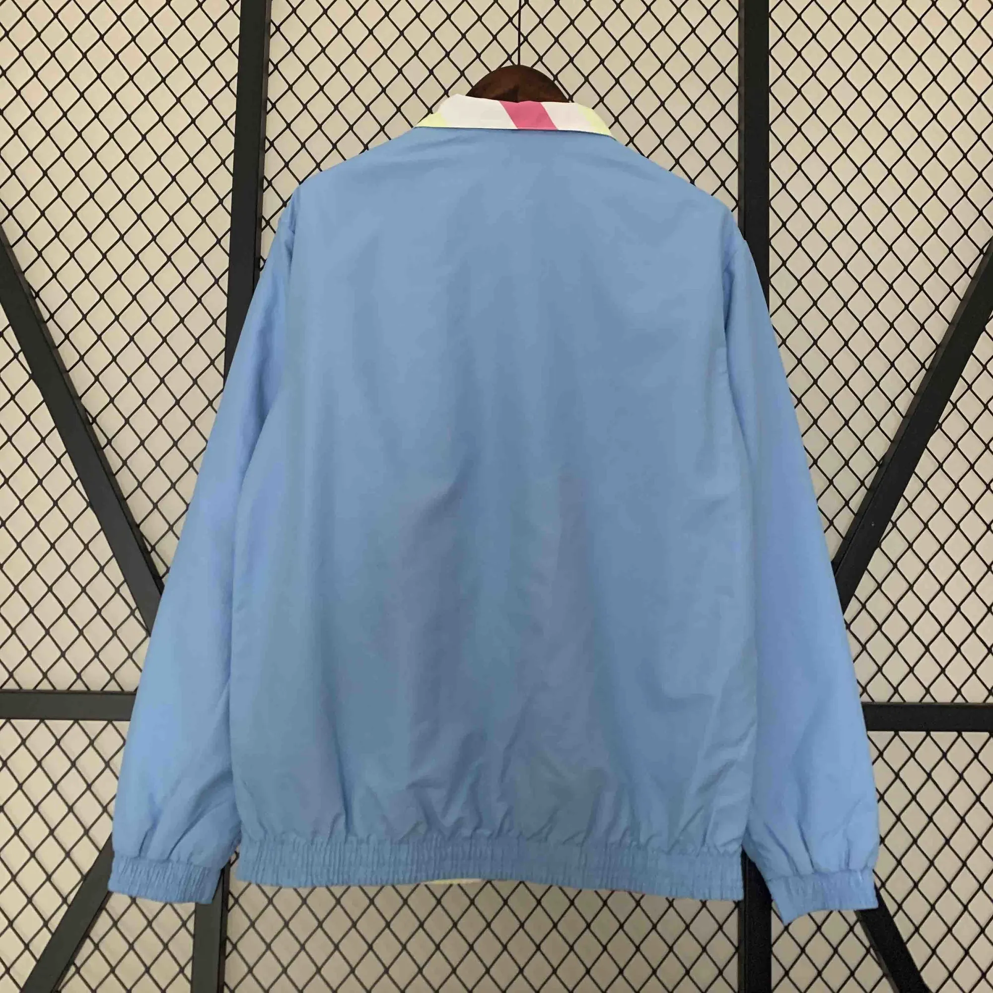 23-24 Tottenham Hotspur Reversible Windbreaker White&Blue Double-Sides Soccer Jerseys For Sale 2