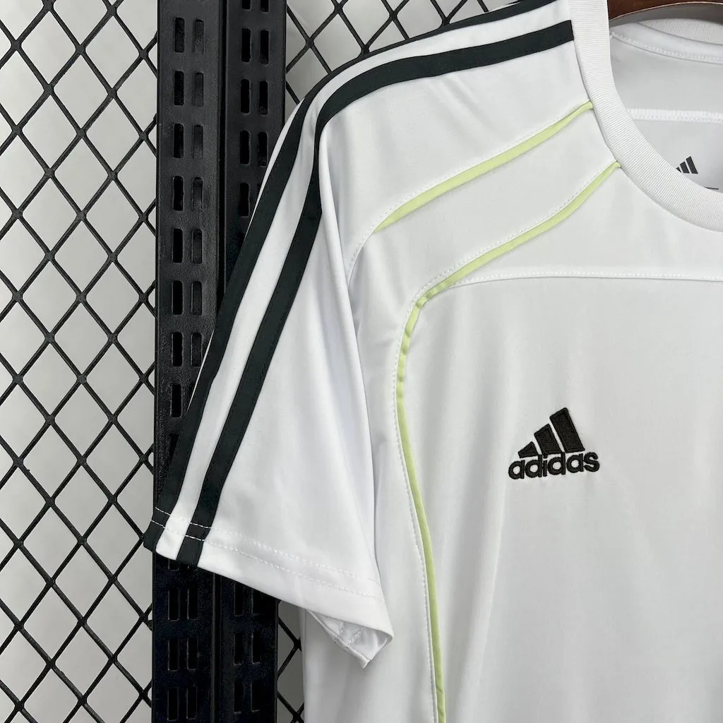 25-26 Real Madrid White Training Shirt Football Uniform AAAAJersey Wholesale Yupoo 4