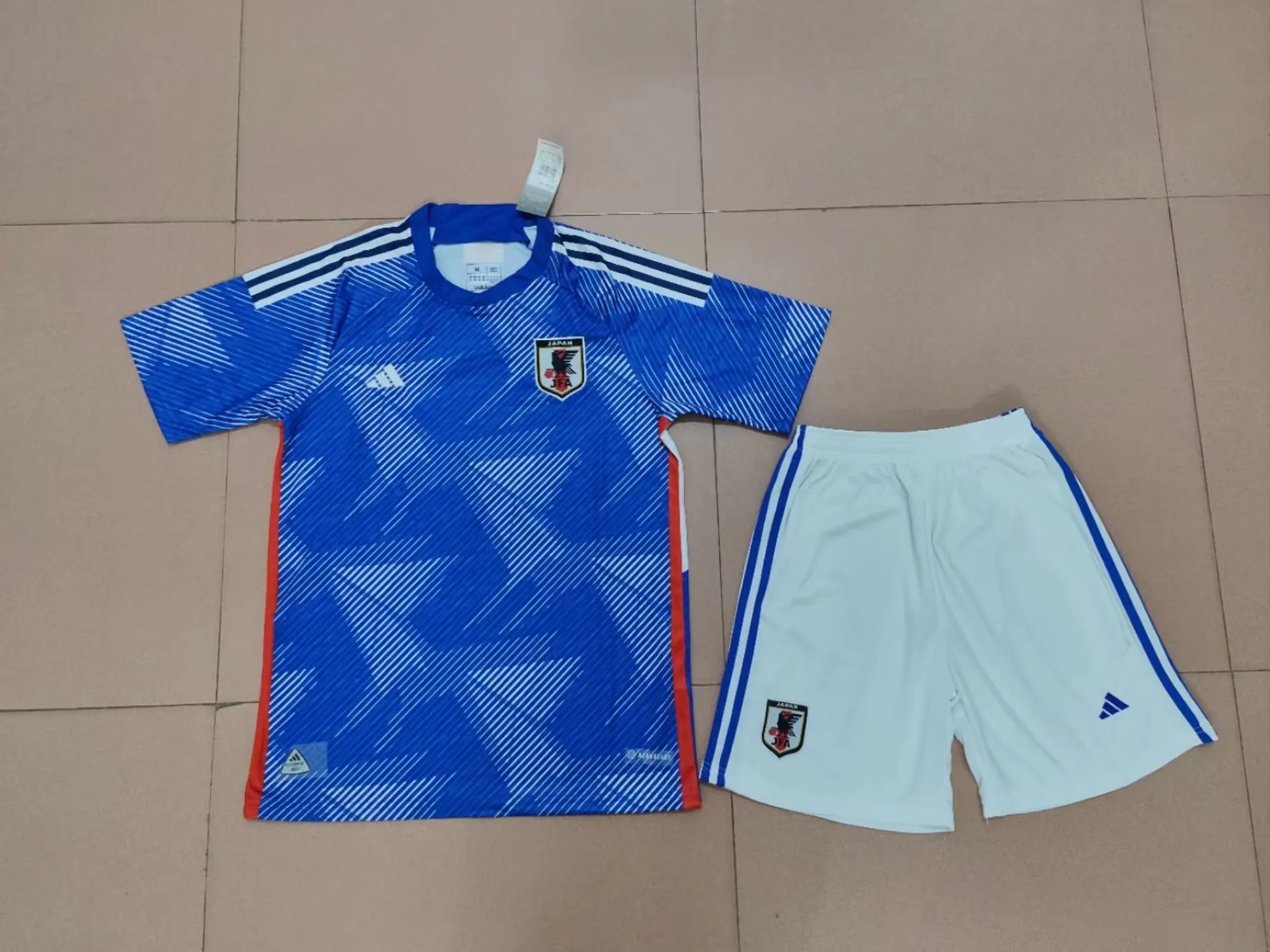 2022 Japan home kids kit 2