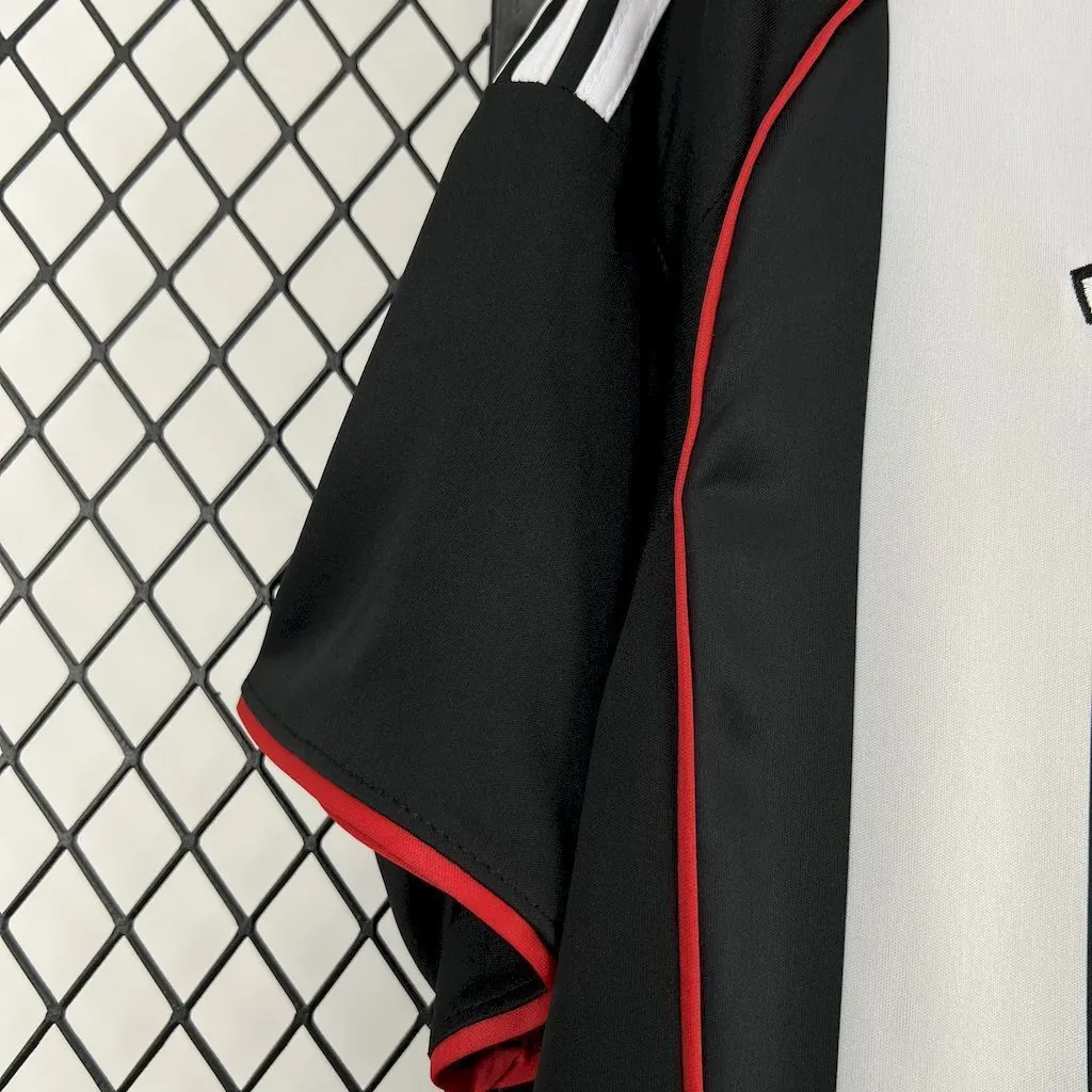 25-26 Beşiktaş JK Away Shirt Football Apparels 1