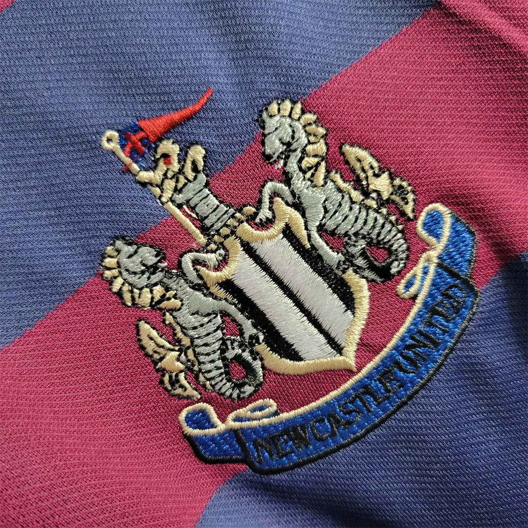 95-96 Newcastle away - 3 2