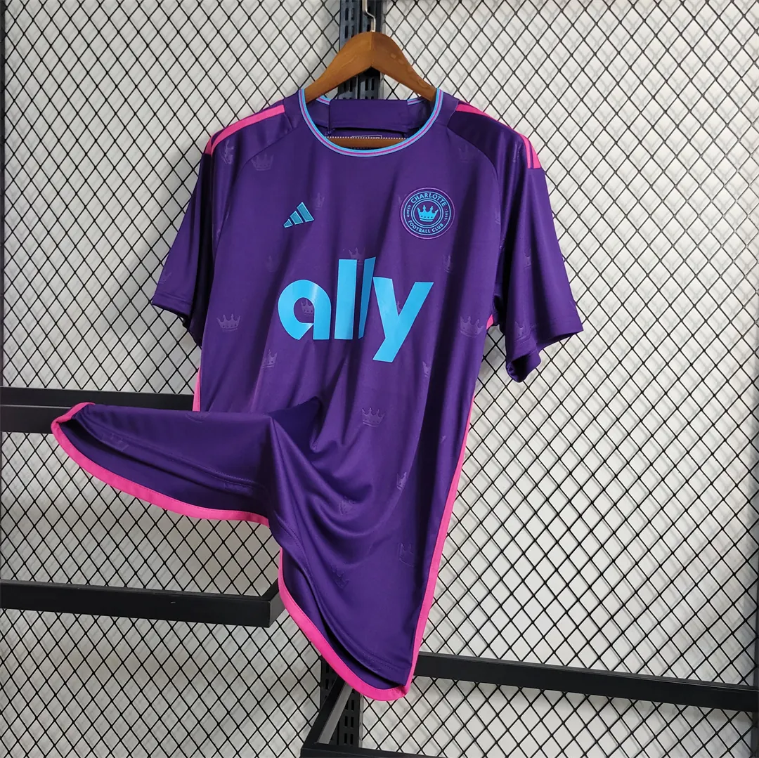 23-24 Charlotte away 4