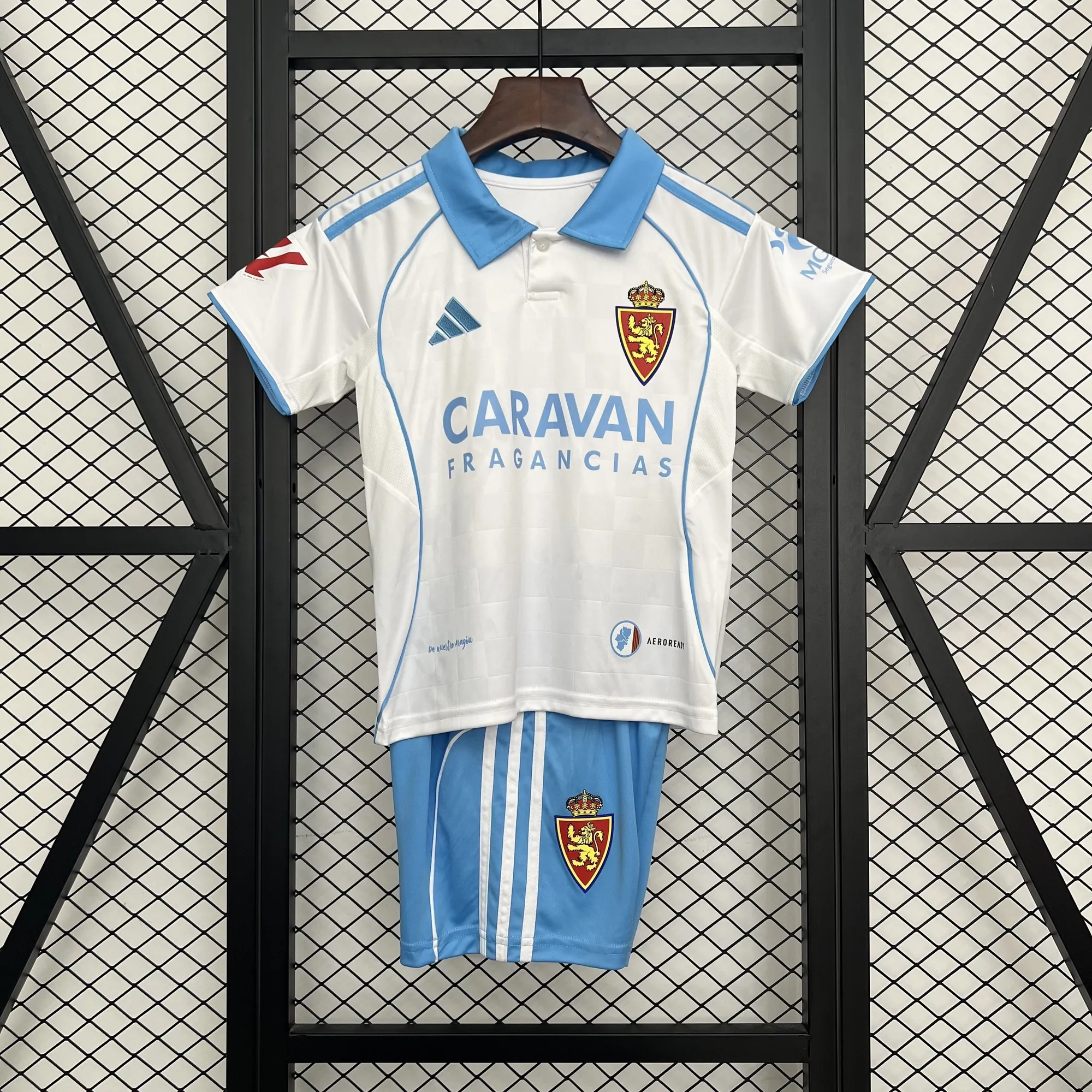 25-26 Real Zaragoza Home Kid Kits Youth Apparels Football AAAAJersey Dropship Yupoo 8