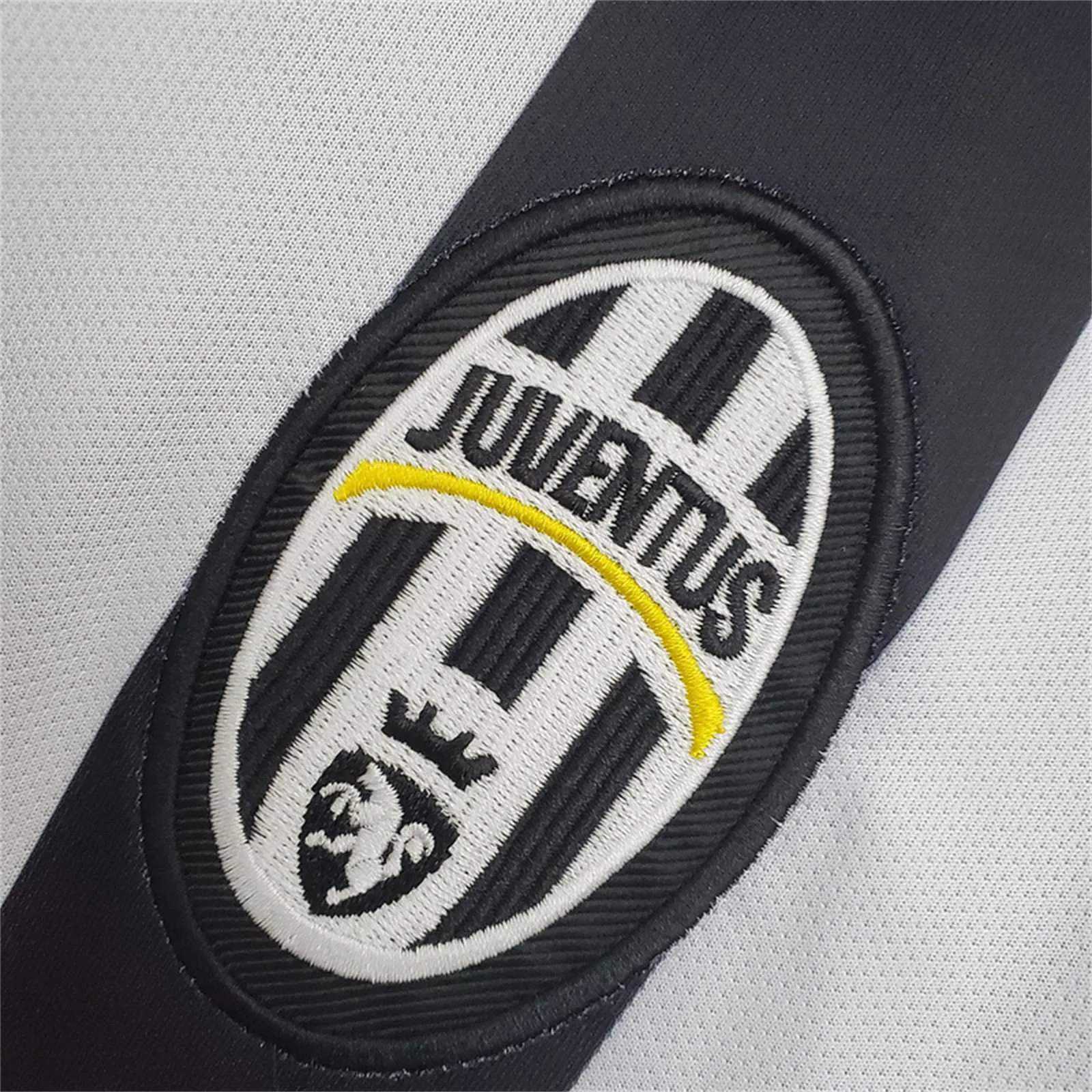14-15 Juventus home Soccer Retro Jersey Supplier S-2XL 6