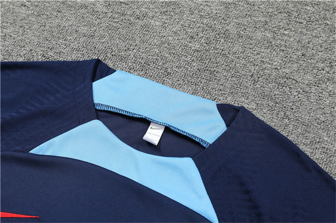 22-23 Barcelona training suit royal blue 11