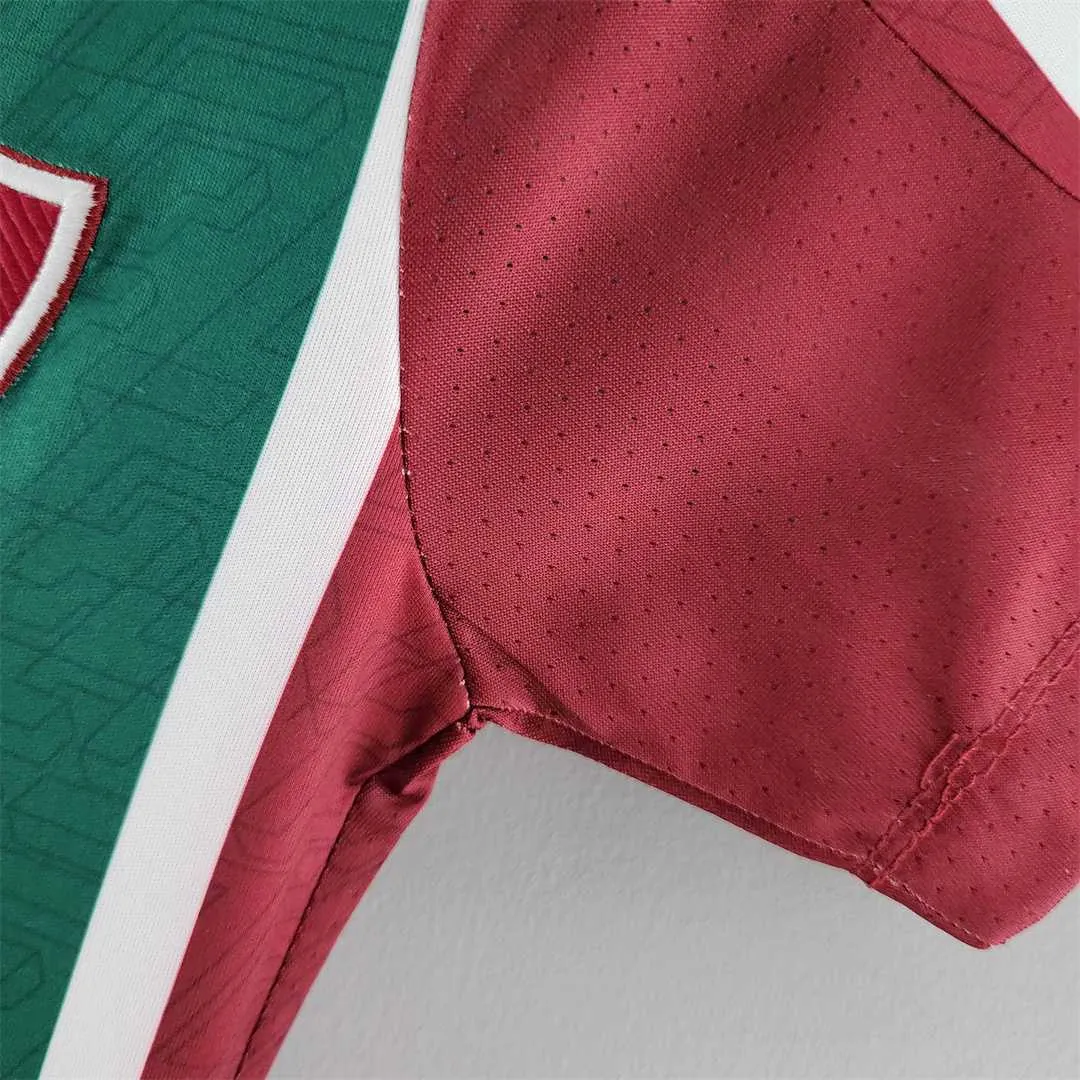 22-23 Fluminense home woman 1