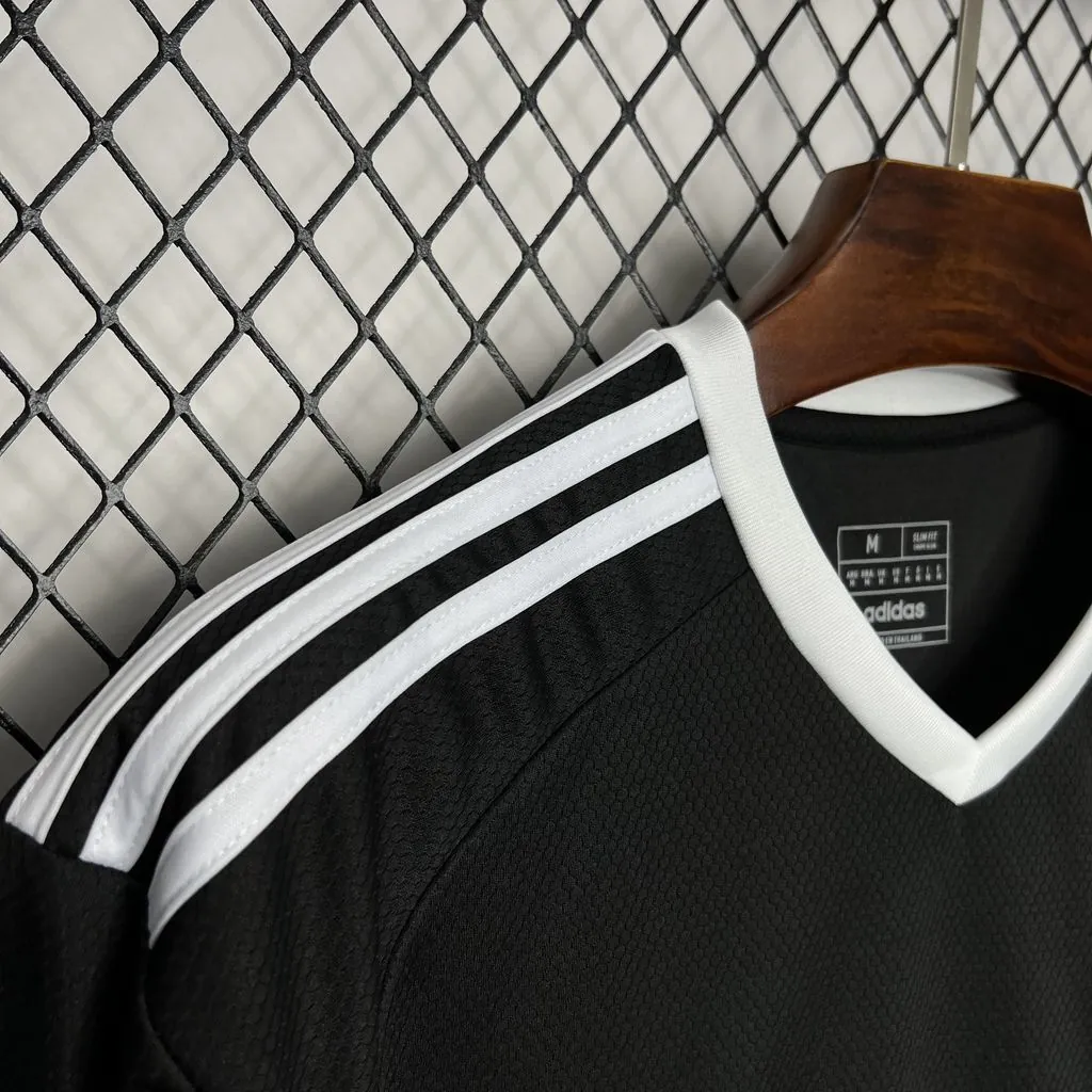 24-25 Real Madrid Black GoalKeeper Kit Soccer Uniforms Soccer AAAAJersey Yupoo 5