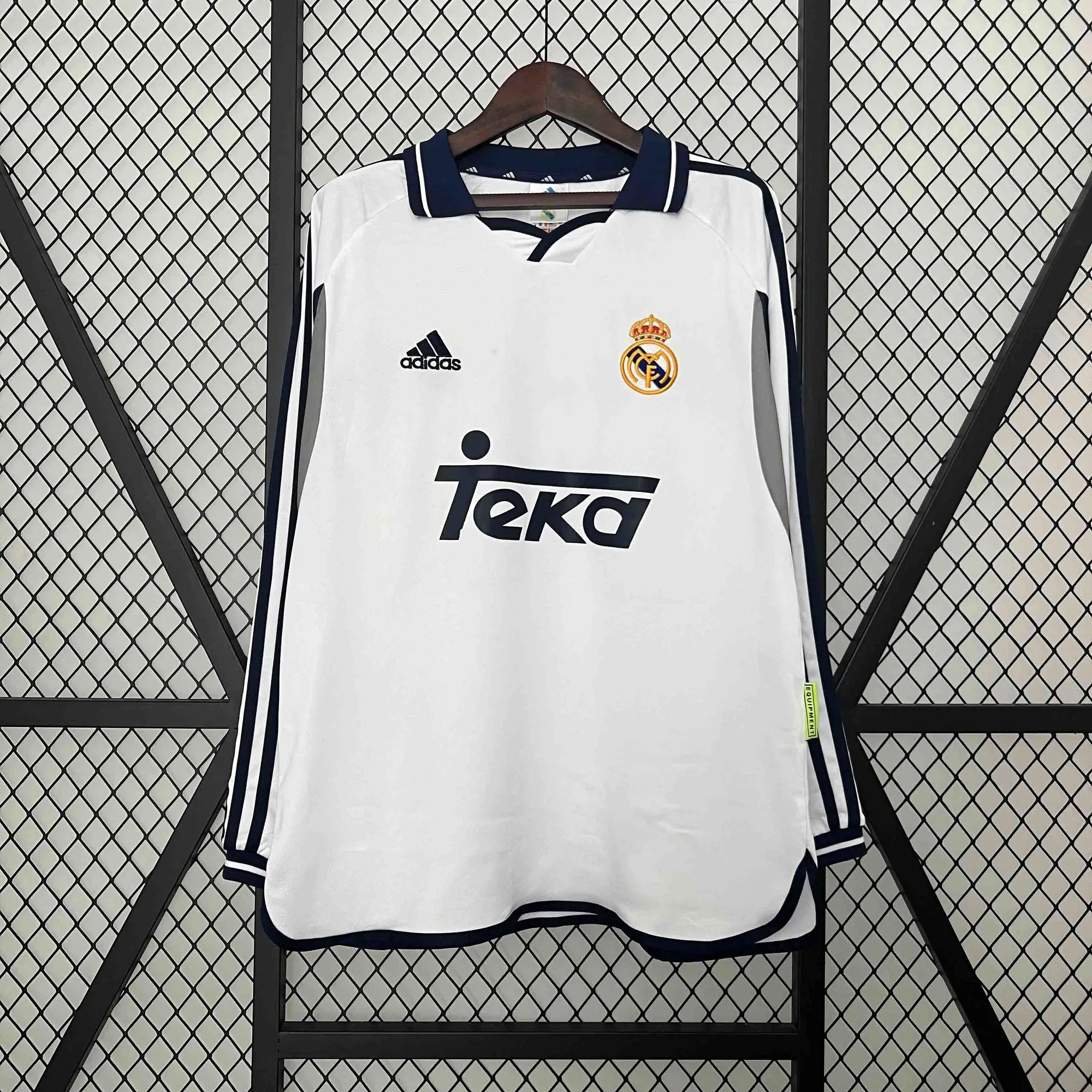 00-01 Real Madrid Home Retro Kit Long Sleeve Vintage Shirt Football AAAAJersey Supplier 7