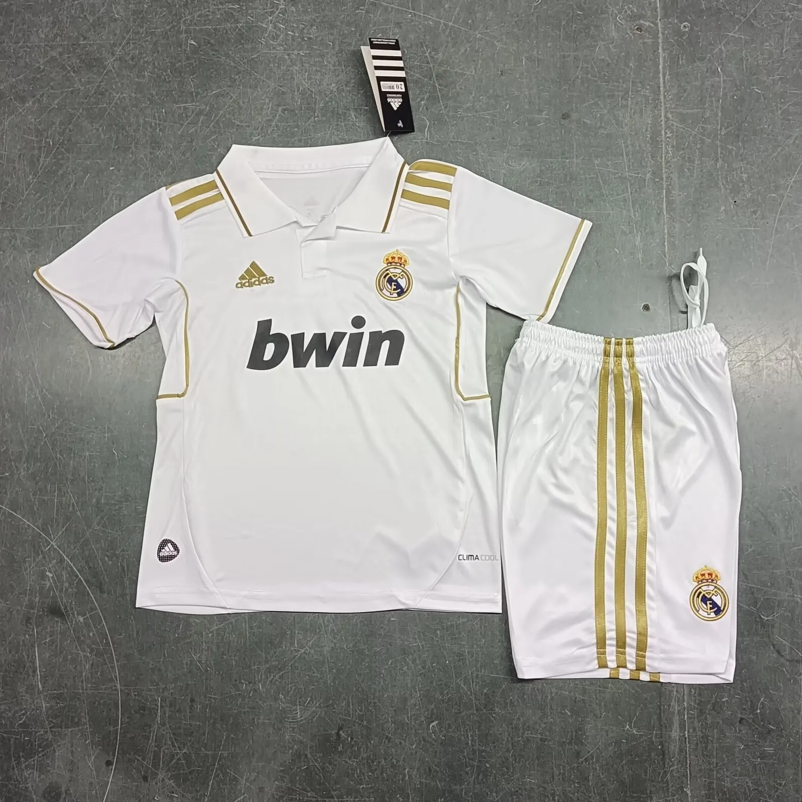 11-12 Real Madrid Home Retro Kids Kit Size-16-28 Soccer Jersey Yupoo 1