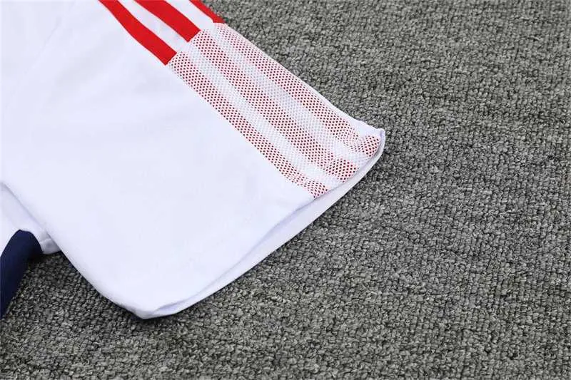 Polo Lyon white 14