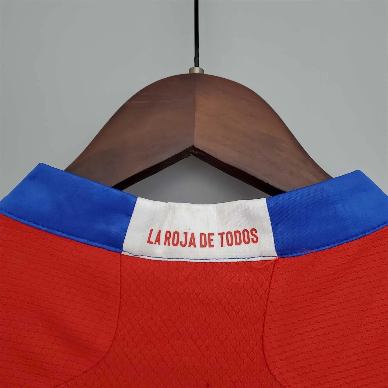 2021 Chile home 5