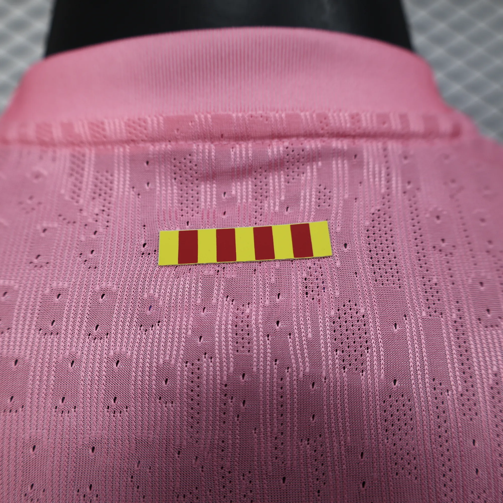 25-26 Barcelona Pink Kit Player Version Shirt AAAAJersey Supply Yupoo 8