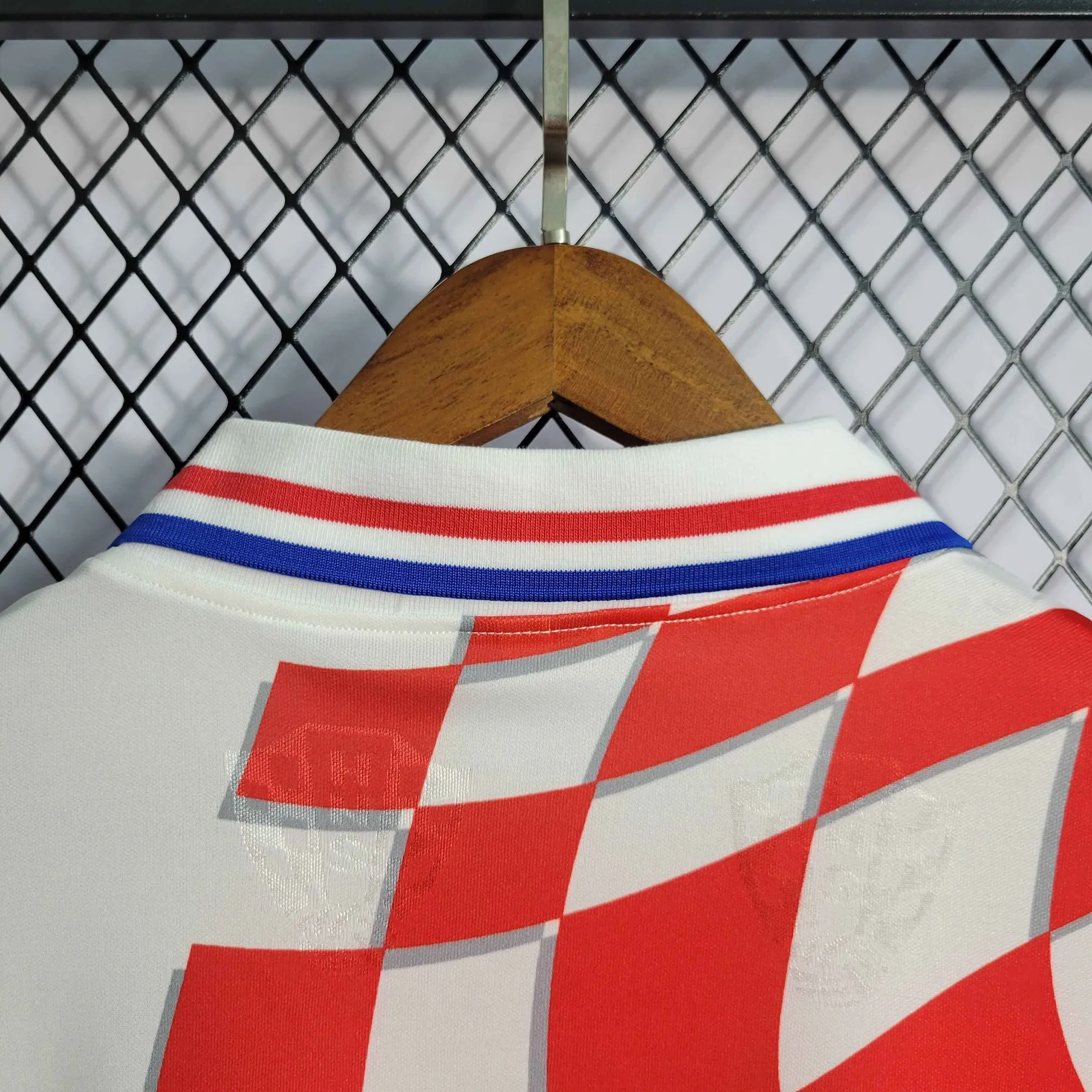 1998 Croatia Home Retro Kit Jersey Supplier Yupoo 3