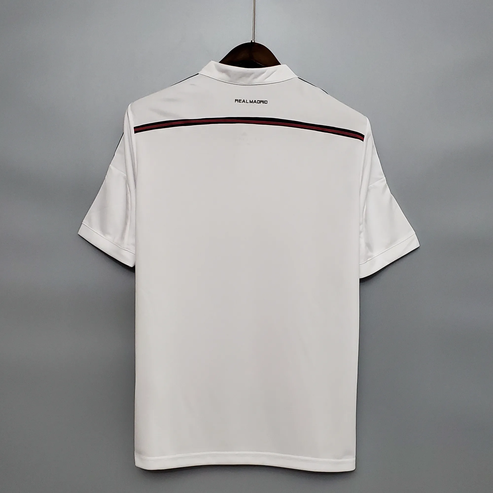 14-15 Real Madrid home 7