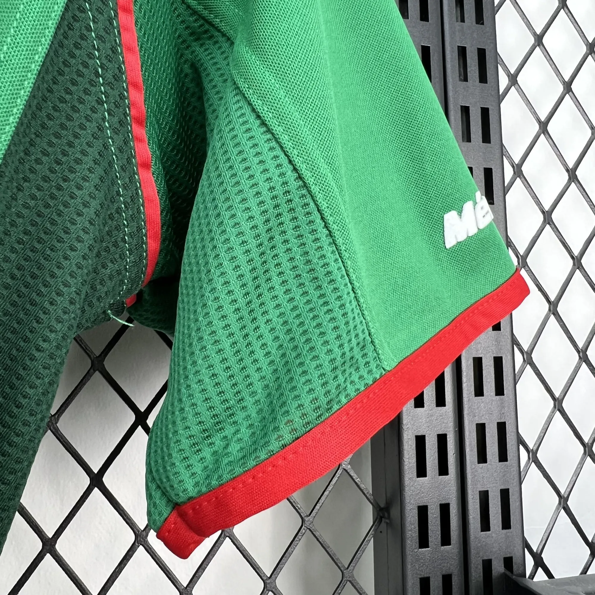 2002 Mexico Mens Home Football Retro Kit Vintage T-Shirt AAAAJersey Wholesale Yupoo 8 2