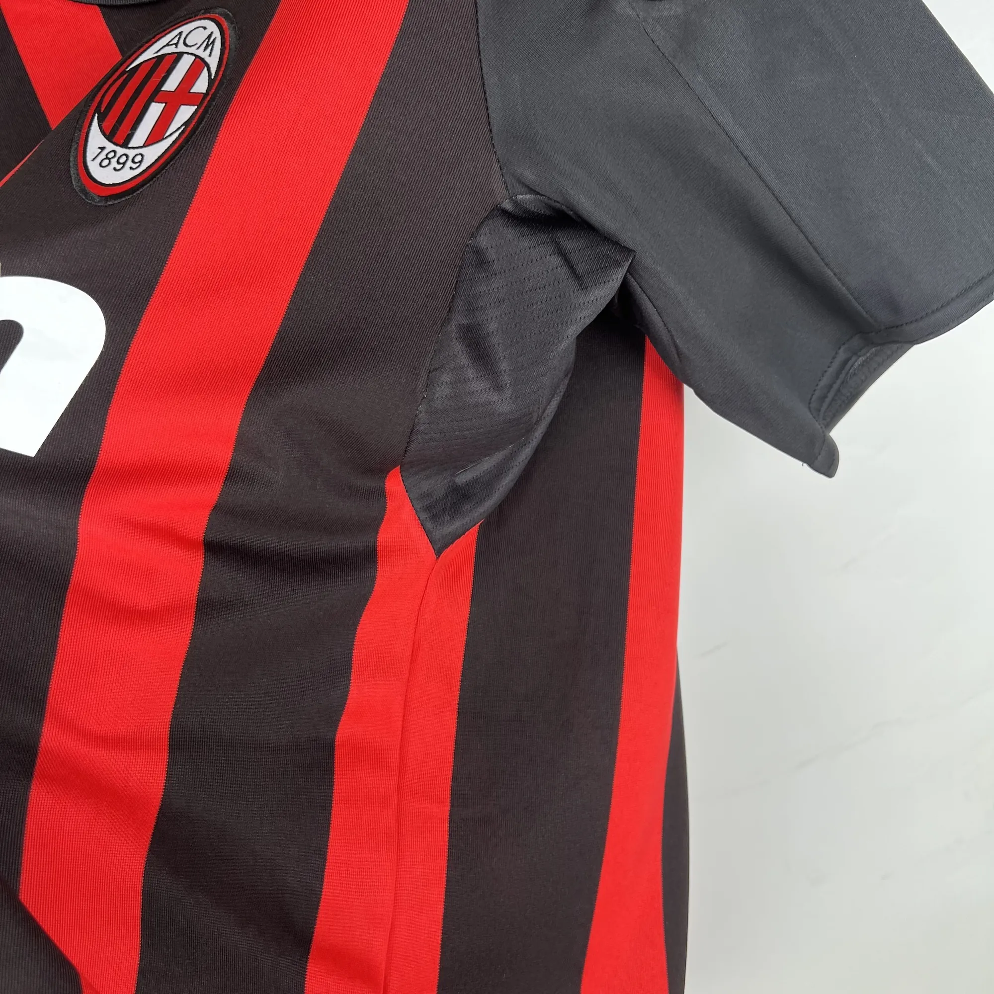 08-09 Retro AC Milan Home S-XXL 9