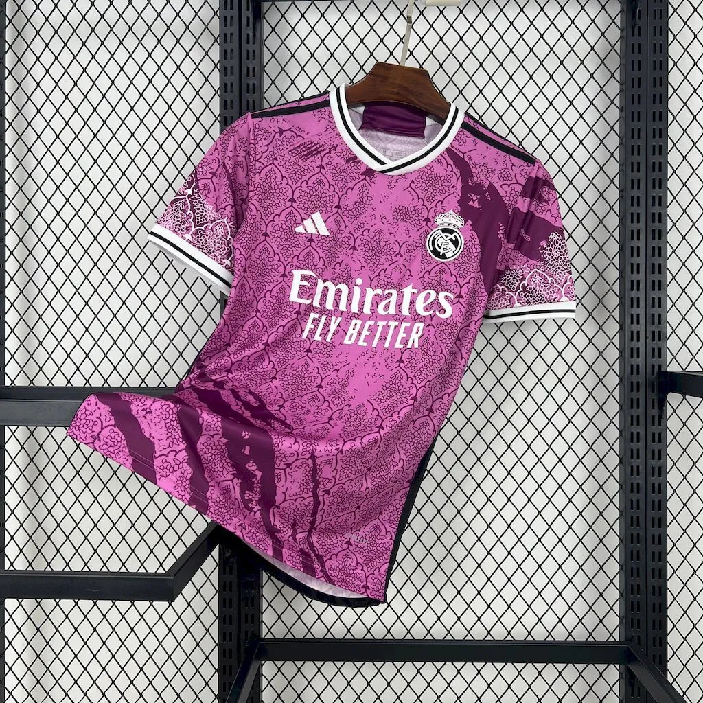 24-25 Real Madrid Pink Special Edition Shirt Football Uniforms AAAAJersey Supplier Yupoo 6