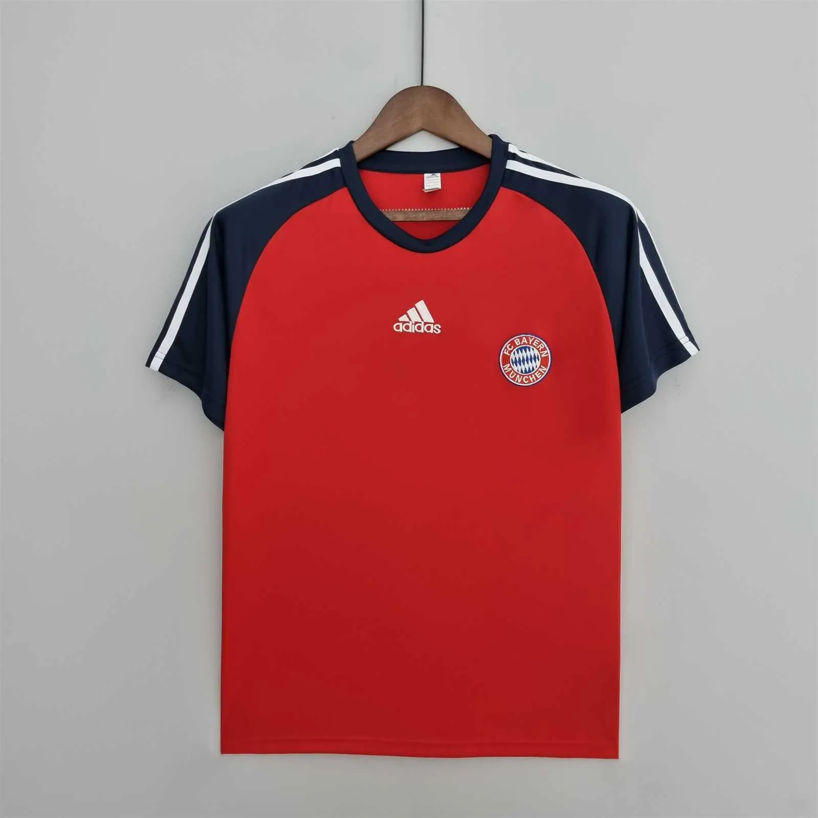 22-23 Bayern training suit red 7