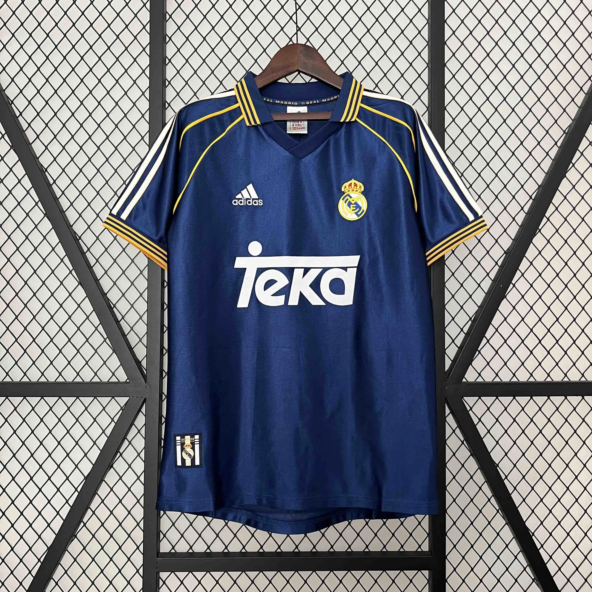 98-00 Real Madrid Third Retro Kit Soccer Uniform AAAAJerseys Dropshipping Yupoo 6