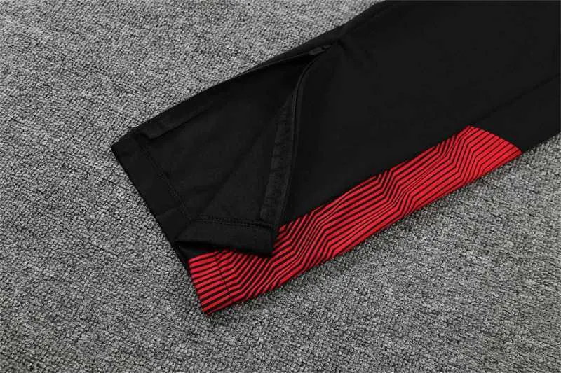 AC Milan Polo blackred Team Badge 8