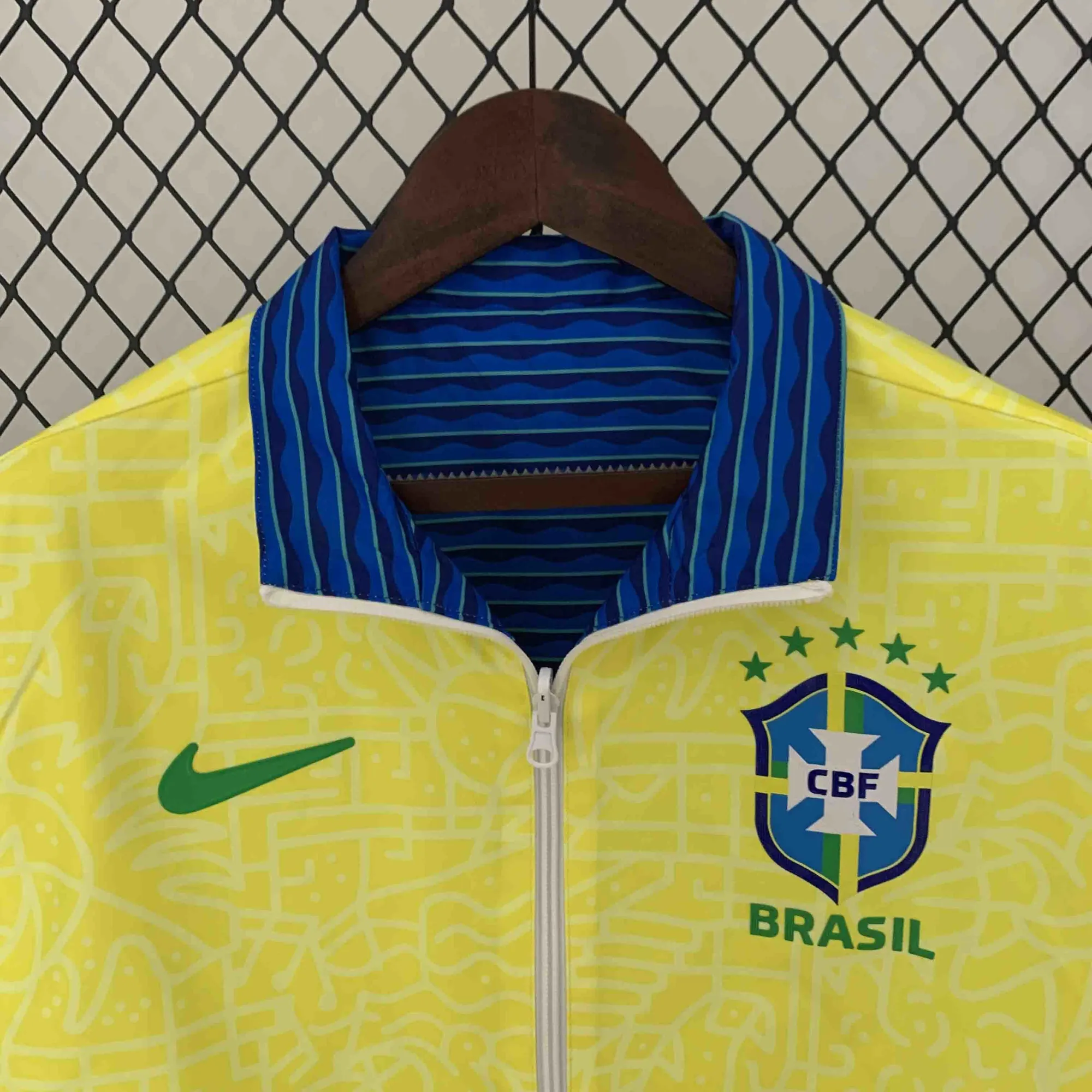 2024 Brazil Reversible Windbreaker Yellow&Blue Double-Sides Jacket Soccer Jerseys For Sale 4