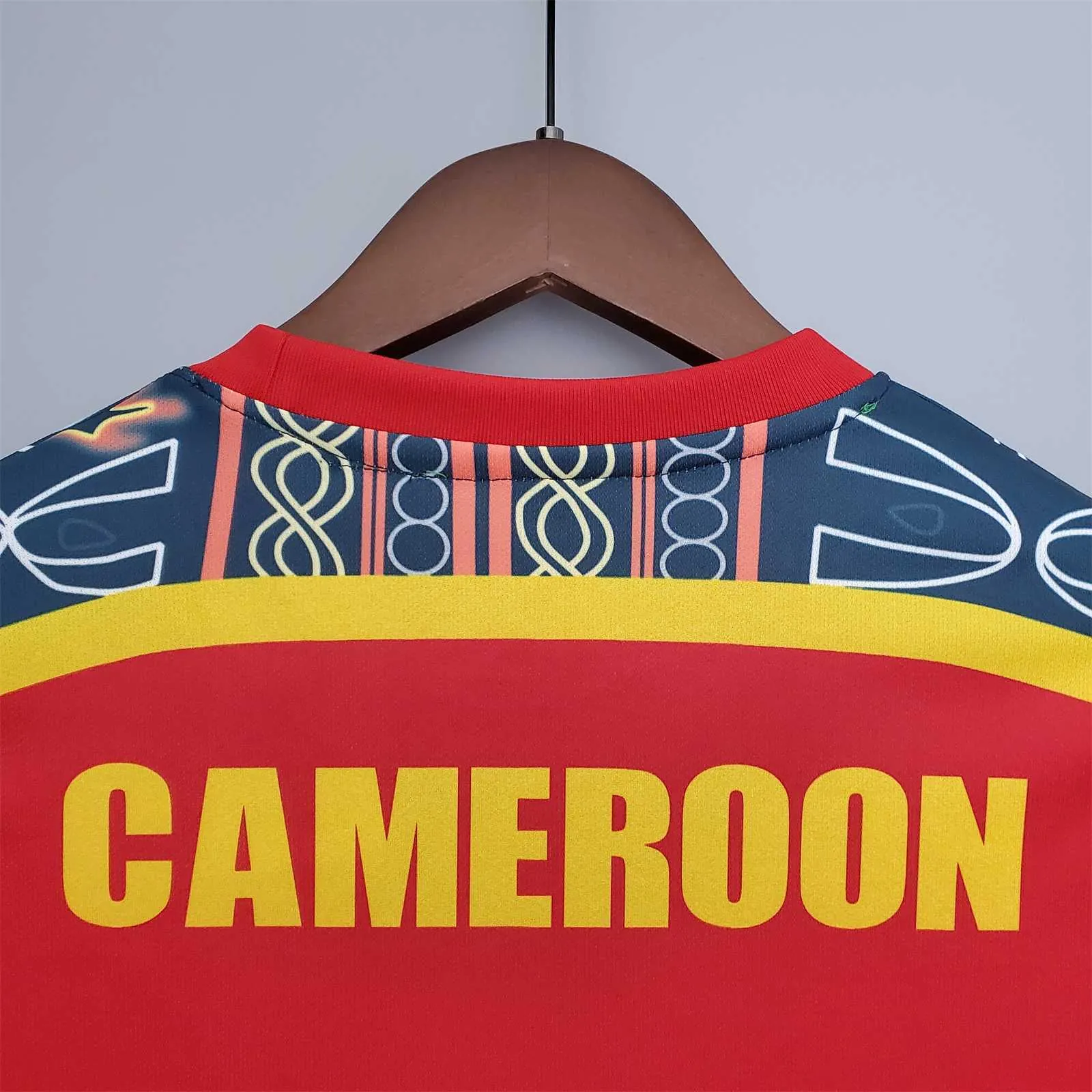 Cameroon special edition red 8