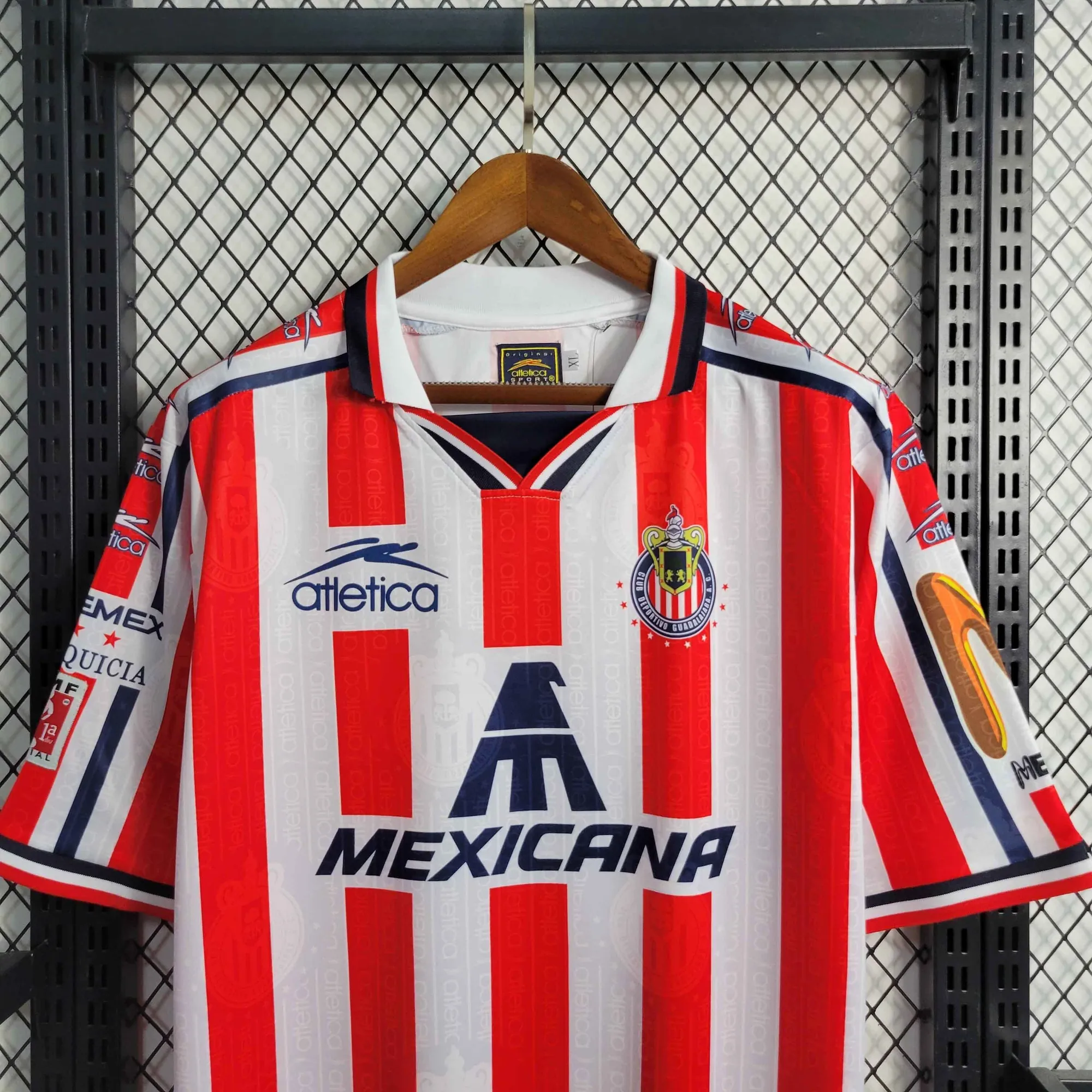 06-07 Retro Chivas Home S-XXL 10