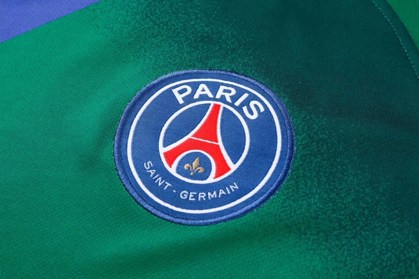 19-20 PSG Green Goalie Suit 5